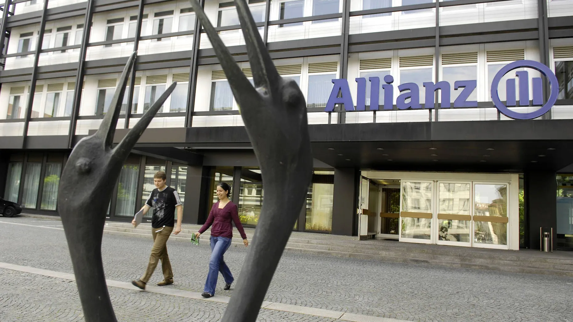 Die Allianz macht Schluss mit der Sorglos-Garantie für Lebensversicherungen.
