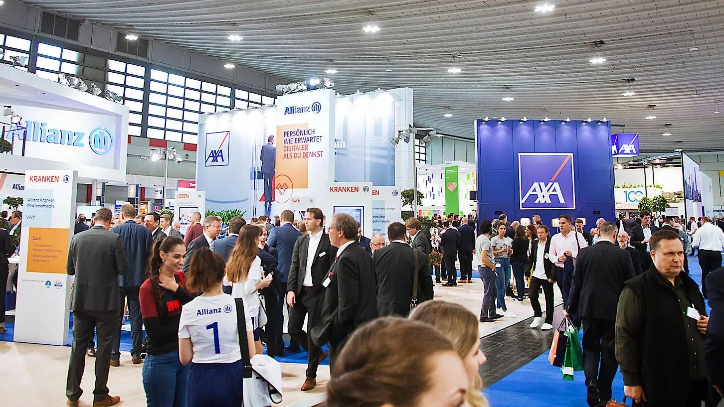 Maklermesse 2019 in Dortmund: Vermittler glauben an die Lebensversicherung. Ob das Kundenvertrauen stabil ist, darüber weichen die Sichtweisen ab.