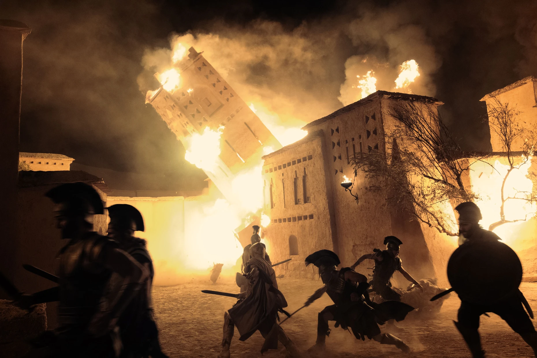 Trojas Untergang als Fanal: Szene aus Christopher Nolans Film
