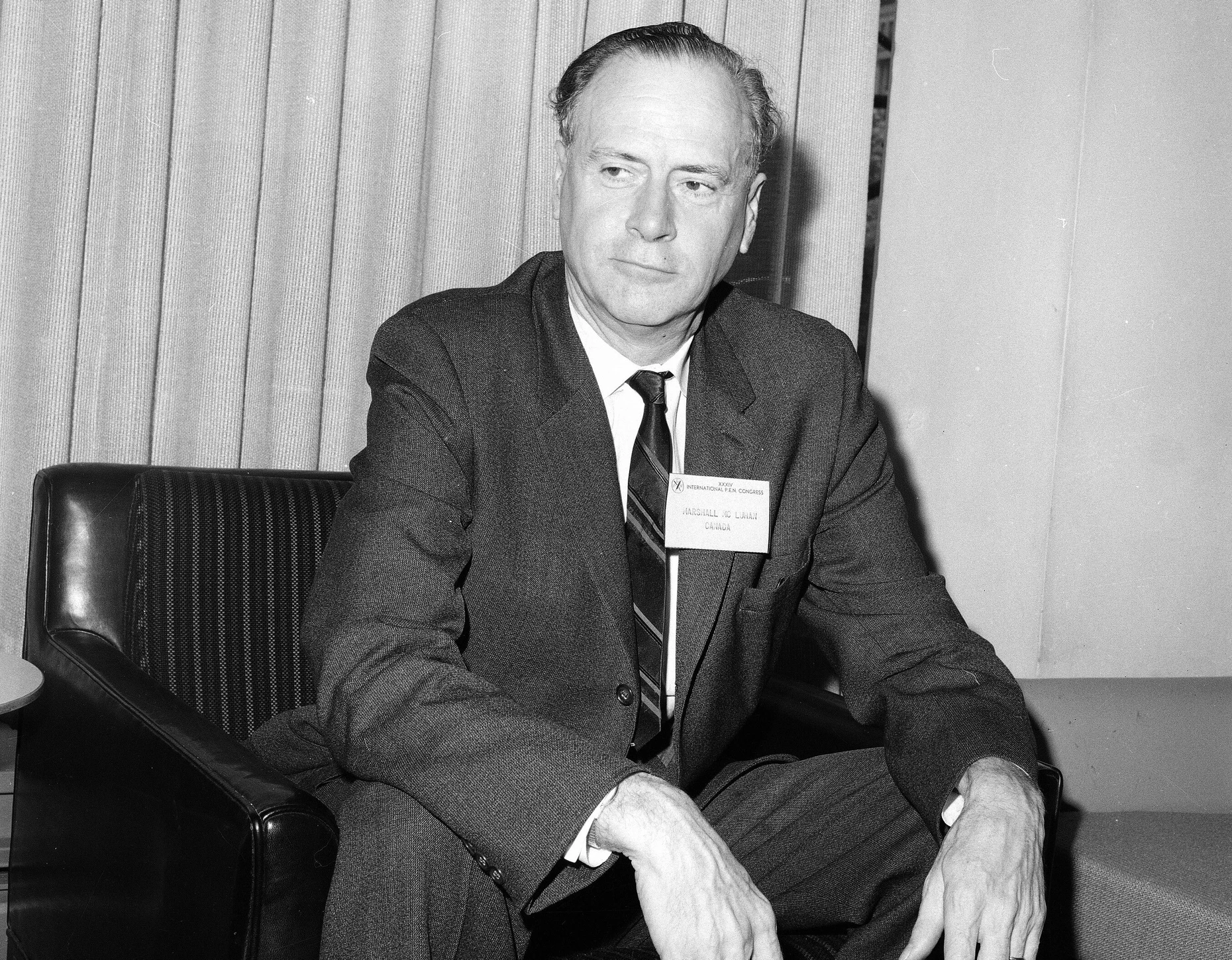Im Jahr 1962 verkündete Marshall McLuhan (hier 1966) angesichts des Fernsehens das definitive Ende der ganzen Gutenberg-Galaxis.