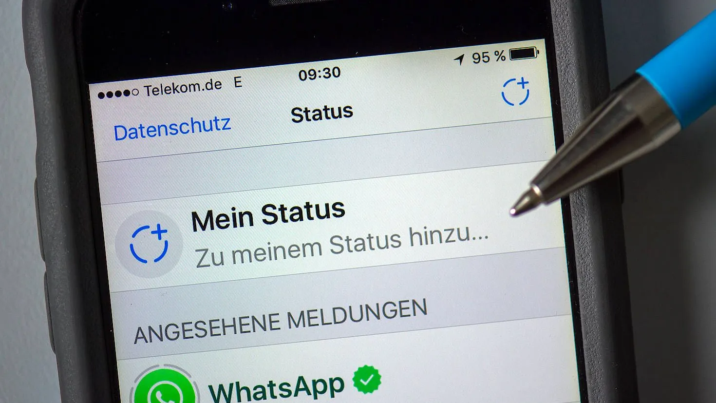 Manche Unternehmen erlauben zwar private Nutzung des Firmenhandys, aber die geschäftlichen Daten müssen in einem separaten Bereich gespeichert werden.
