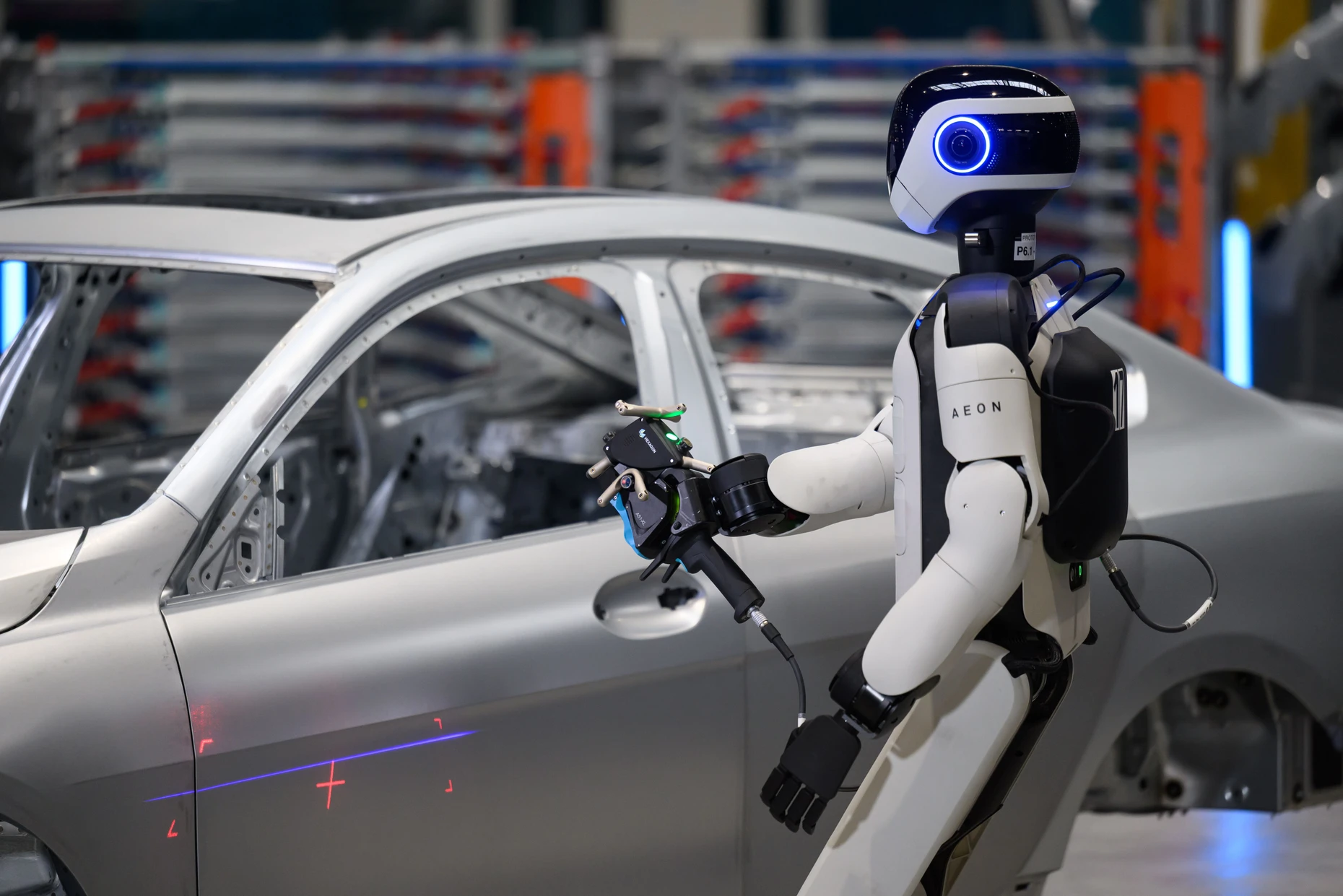 Humanoide Karosseriekontrolle: im BMW-Werk in Leipzig.