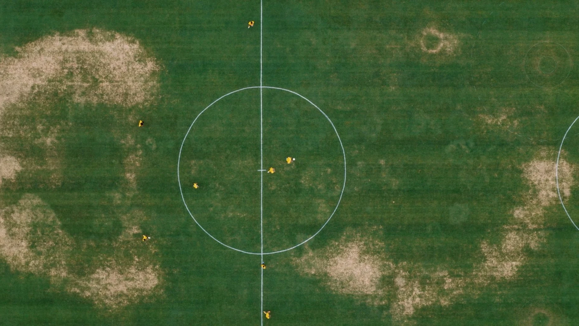 Auch als Datenpunkt eingeflossen: Drohnenfoto von der nachgestellten Spielszene durch die U19 des BVB