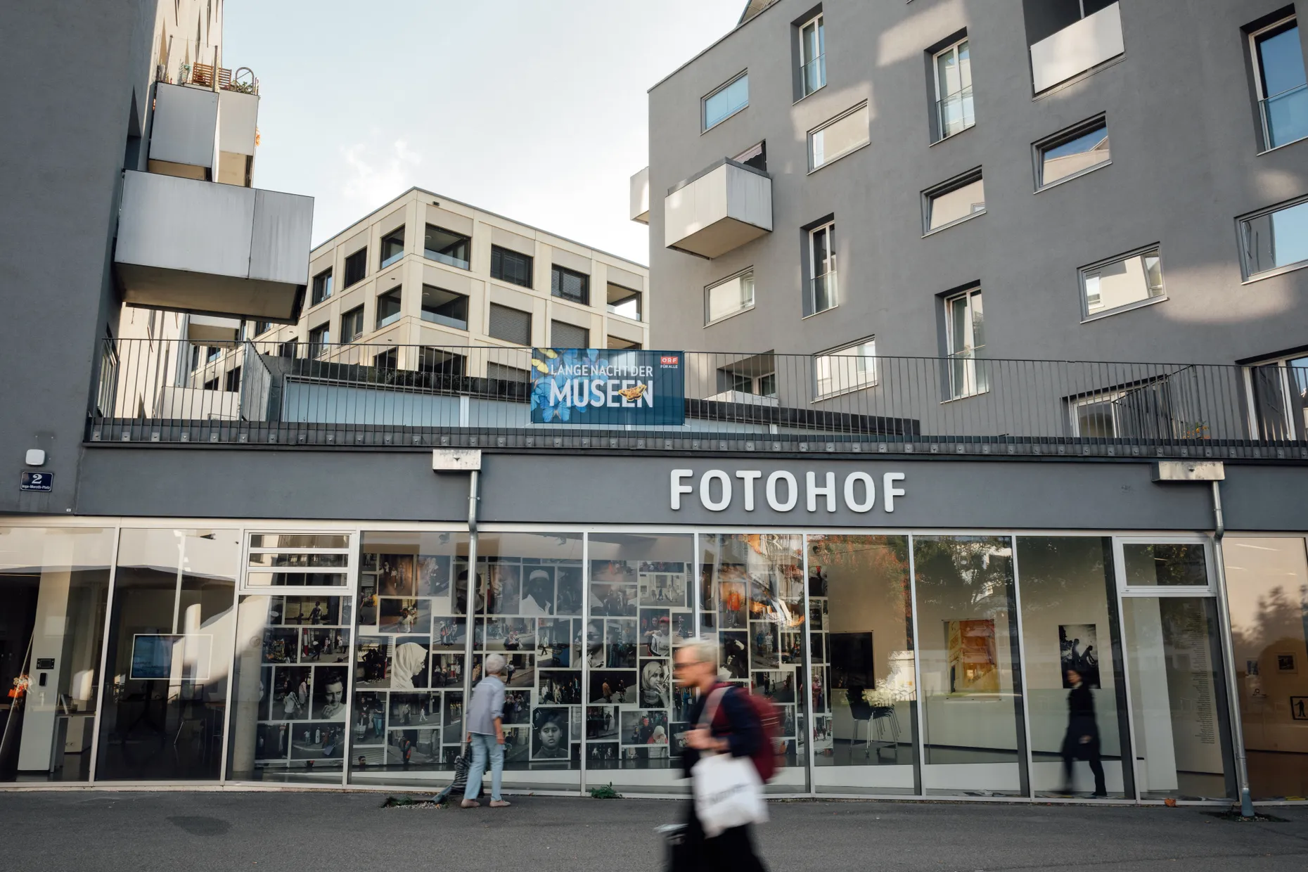 Im Mischgebiet: Die Fotohof-Galerie am Inge-Morath-Platz in Salzburg