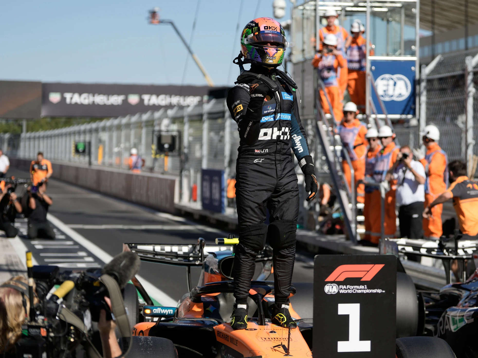 Der Weltmeister des Spätsommers: Lando Norris jubelt über die Pole in Madrid.