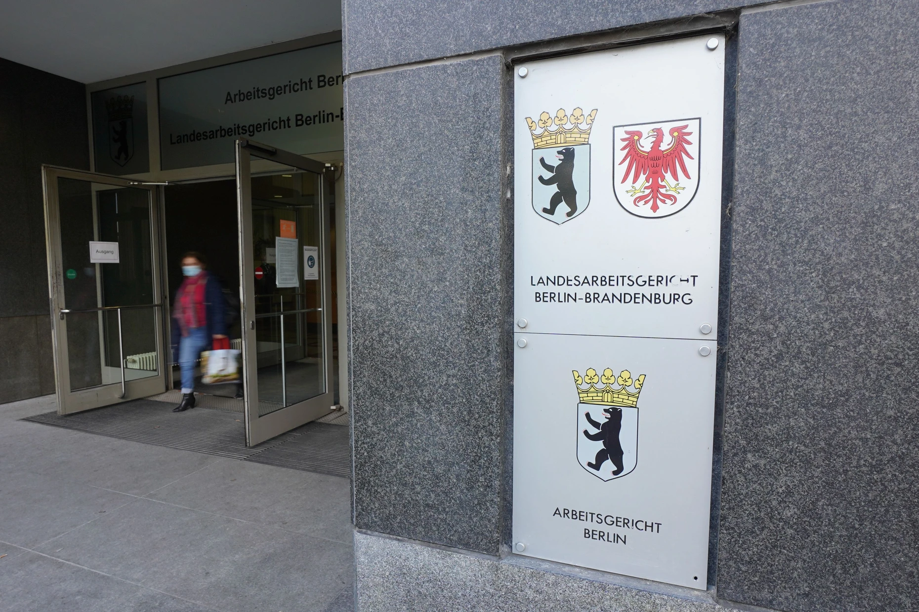 Oft müssen Gerichte klären, ob eine Kündigung zulässig ist.