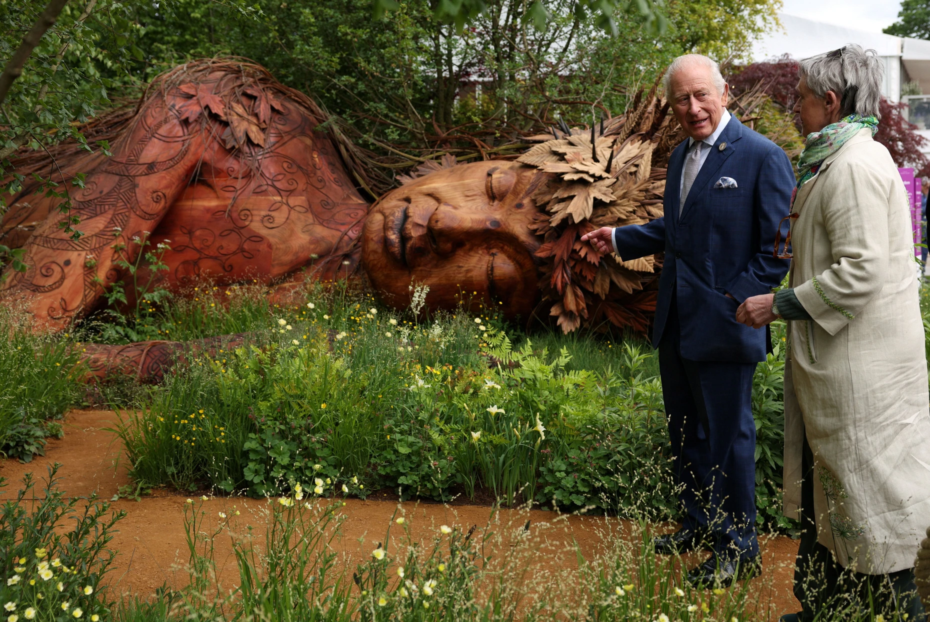 Ihr Stil: König Charles III. mit Sarah Eberle, einer preisgekrönten englischen Gartenarchitektin