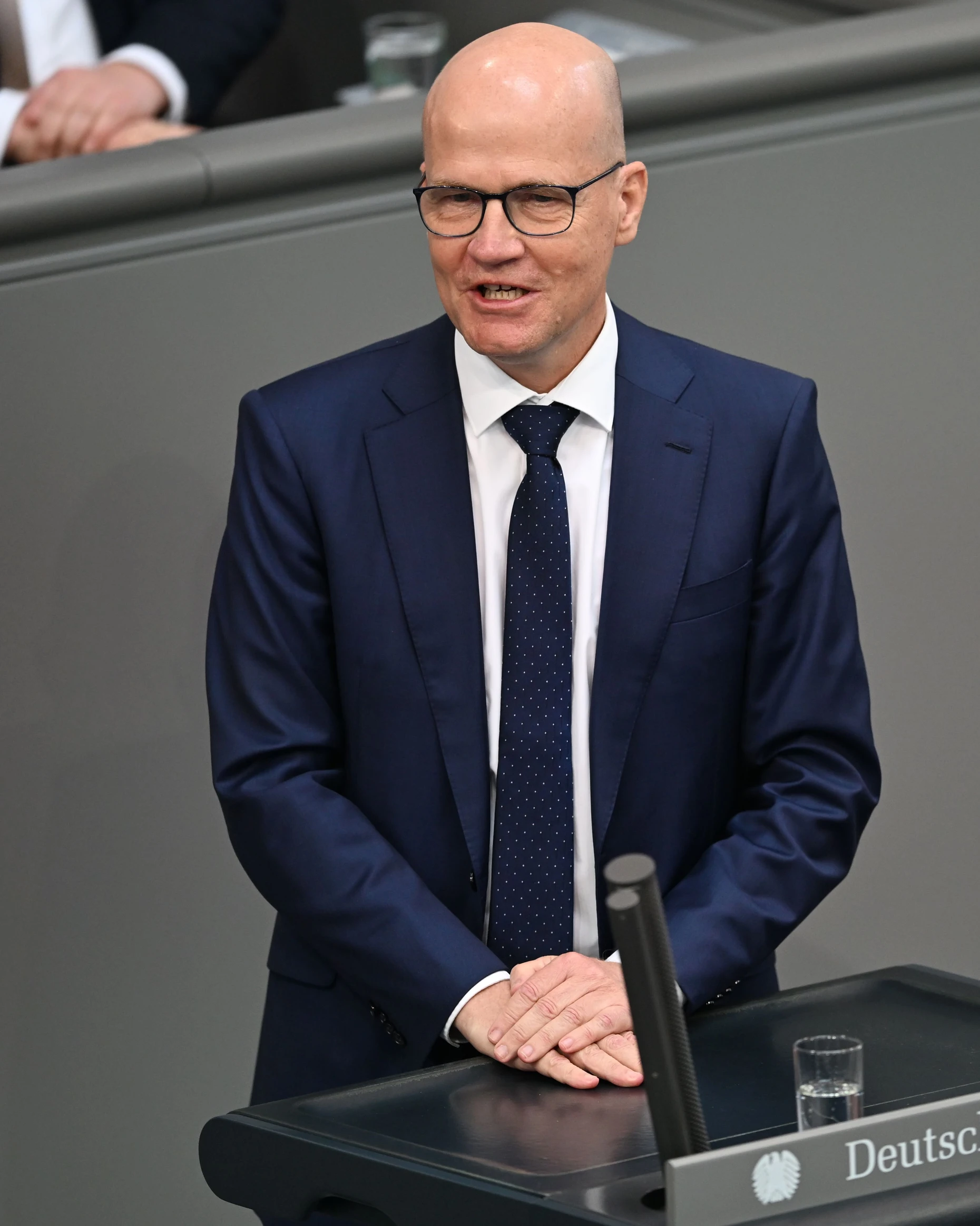 Scharf gegen den Kanzler: Ralph Brinkhaus, hier im April 2026 bei einer Rede im Bundestagsplenum