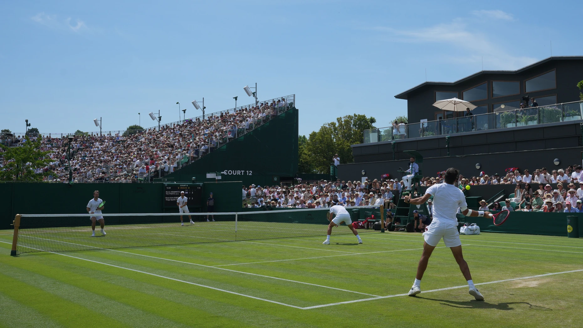 „Das weiß man nie“: Pütz und Krawietz (links) bei ihrem Zweitrundenmatch in Wimbledon.