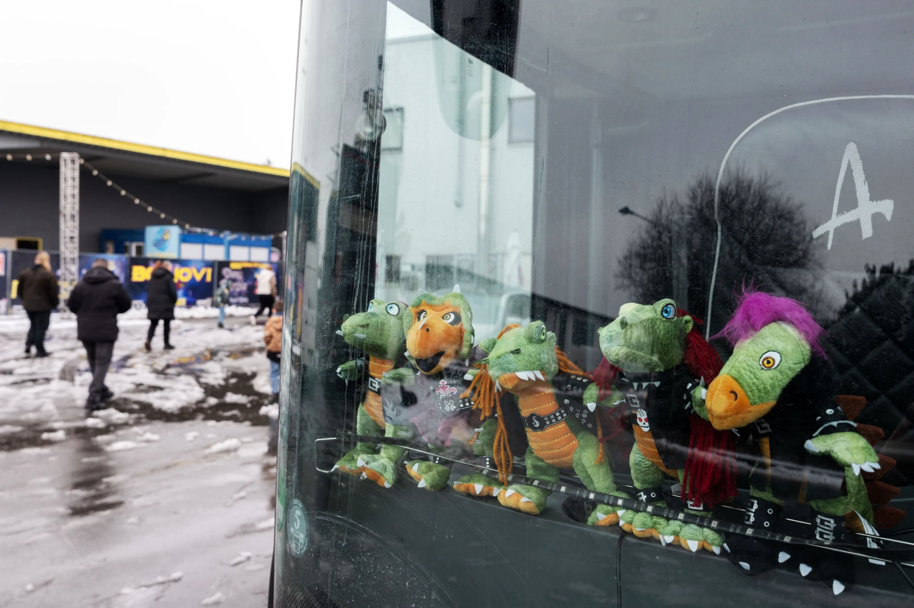 Wer in diesem Tour-Bus unterwegs ist, ist kein Geheimnis.