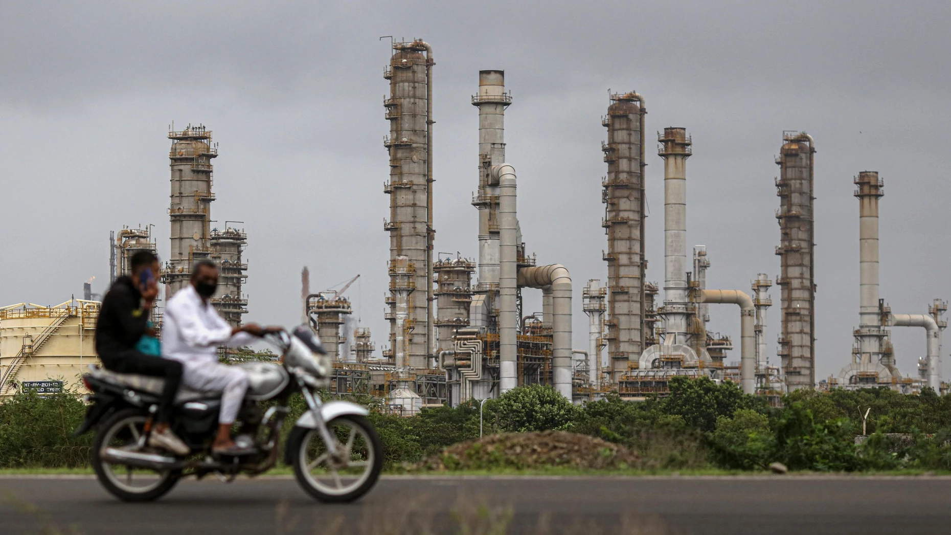 Die Großraffinerie von Reliance Industries im indischen Jamnagar.