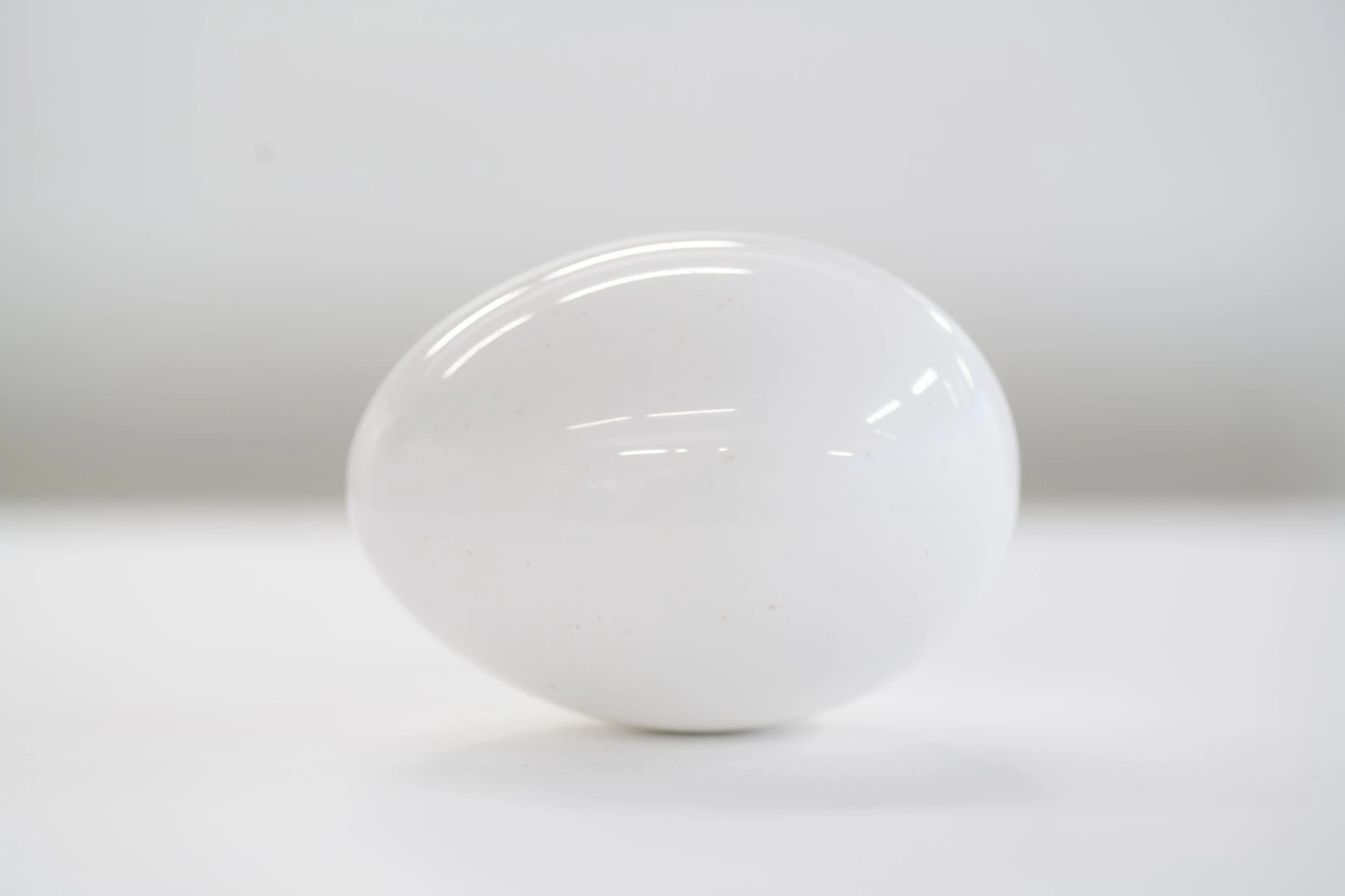  Karin Sanders „Polished Egg“