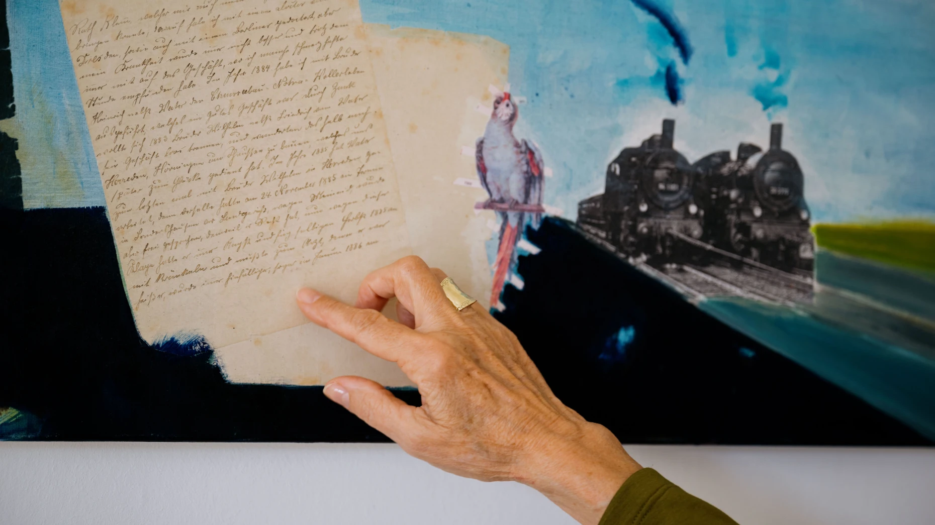 Collage mit Tagebucheintrag ihres Urgroßvaters: In vielen ihrer Kunstwerke widmet sich Steffi Barthel ihrer deutsch-deutschen Familiengeschichte.