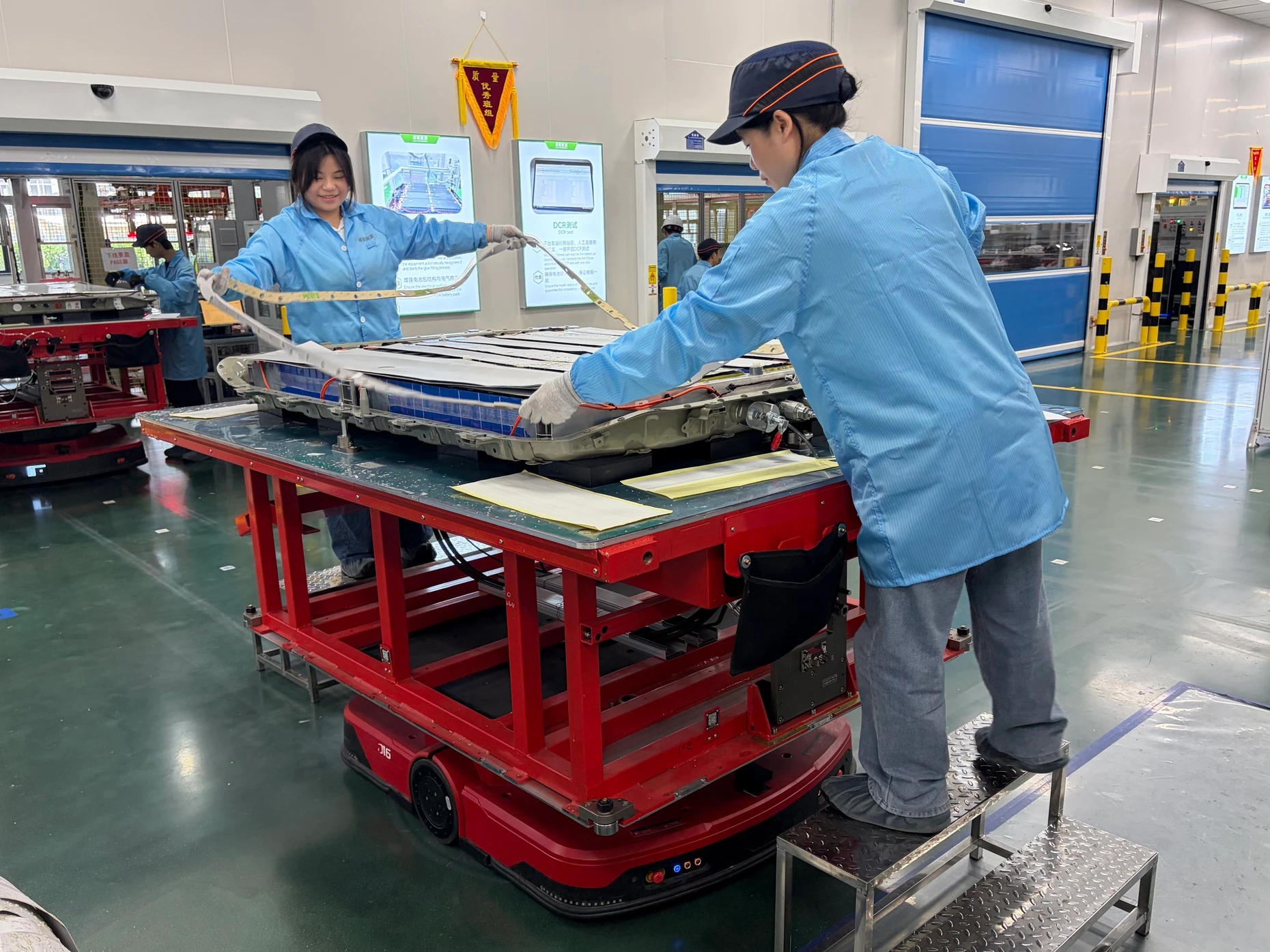 Hand in Hand: Im Werk von Leapenergy
