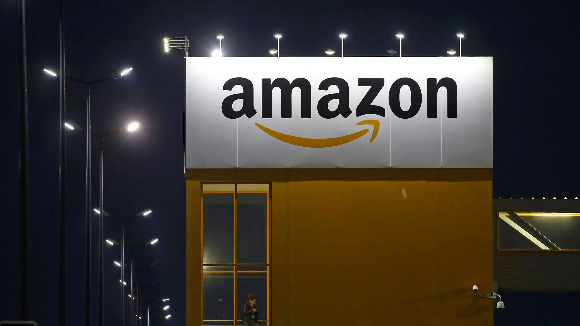 Amazon betreibt rund um die Welt zahlreiche Logistik-Zentren, auch in Lauwin-Planque im Norden Frankreichs.