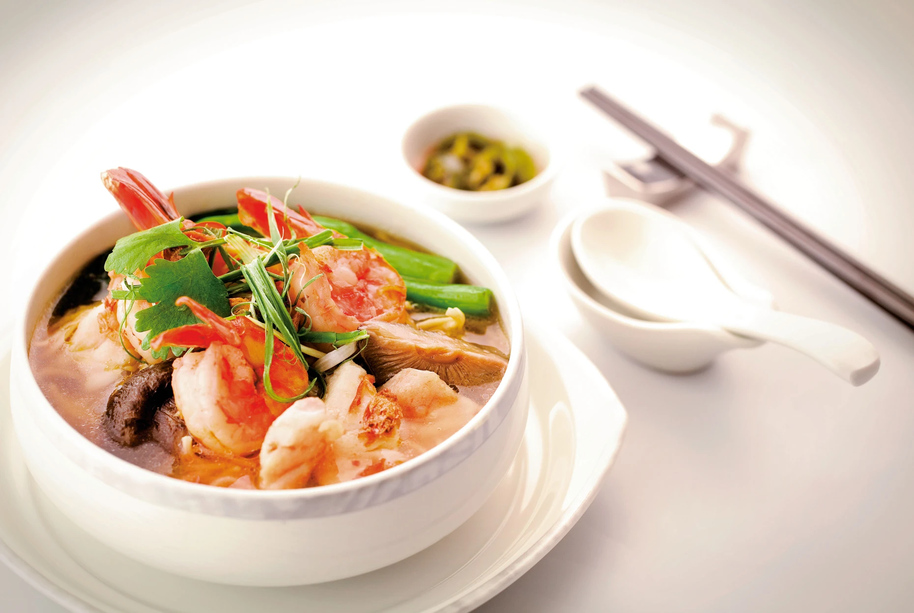 Ein Klassiker des fliegenden Hauses: die Meeresfrüchte-Suppe von Singapore Airlines