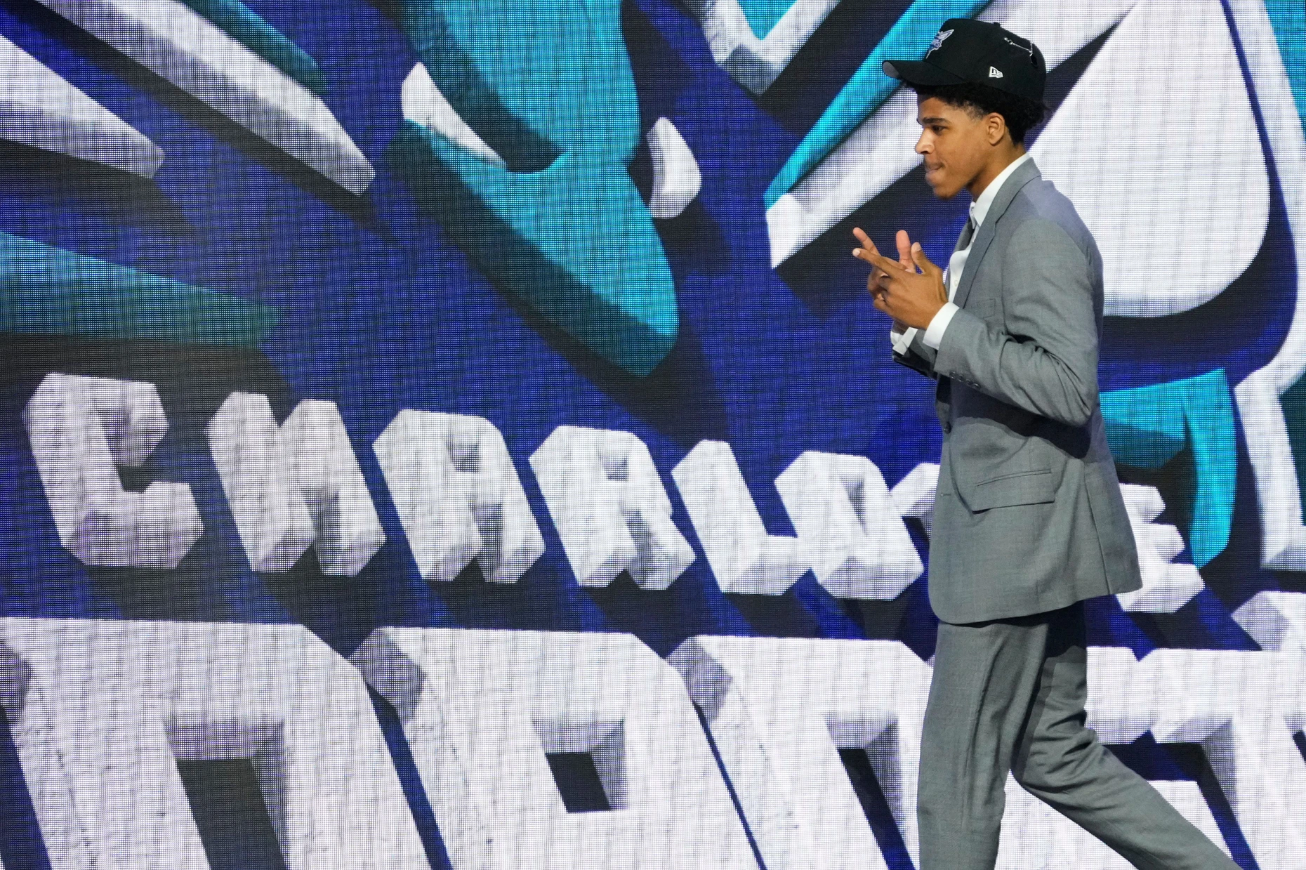 Großer Auftritt: Christian Anderson bei seiner Draft zu den Charlotte Hornets