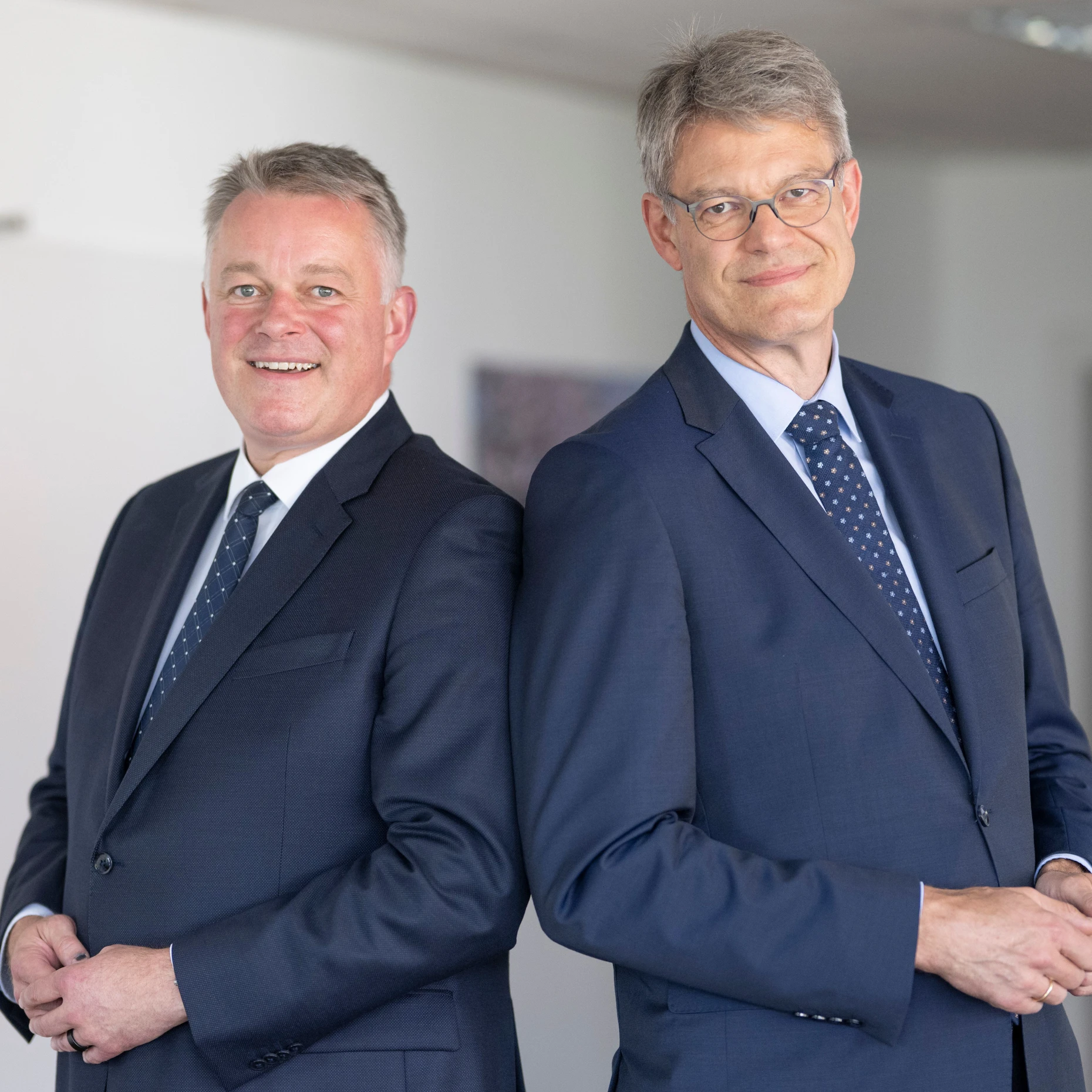 Menschlich enttäuscht: Gordon Schnieder (links) kritisiert den Umgang mit seinem Bruder Patrick Schnieder (CDU) scharf.
