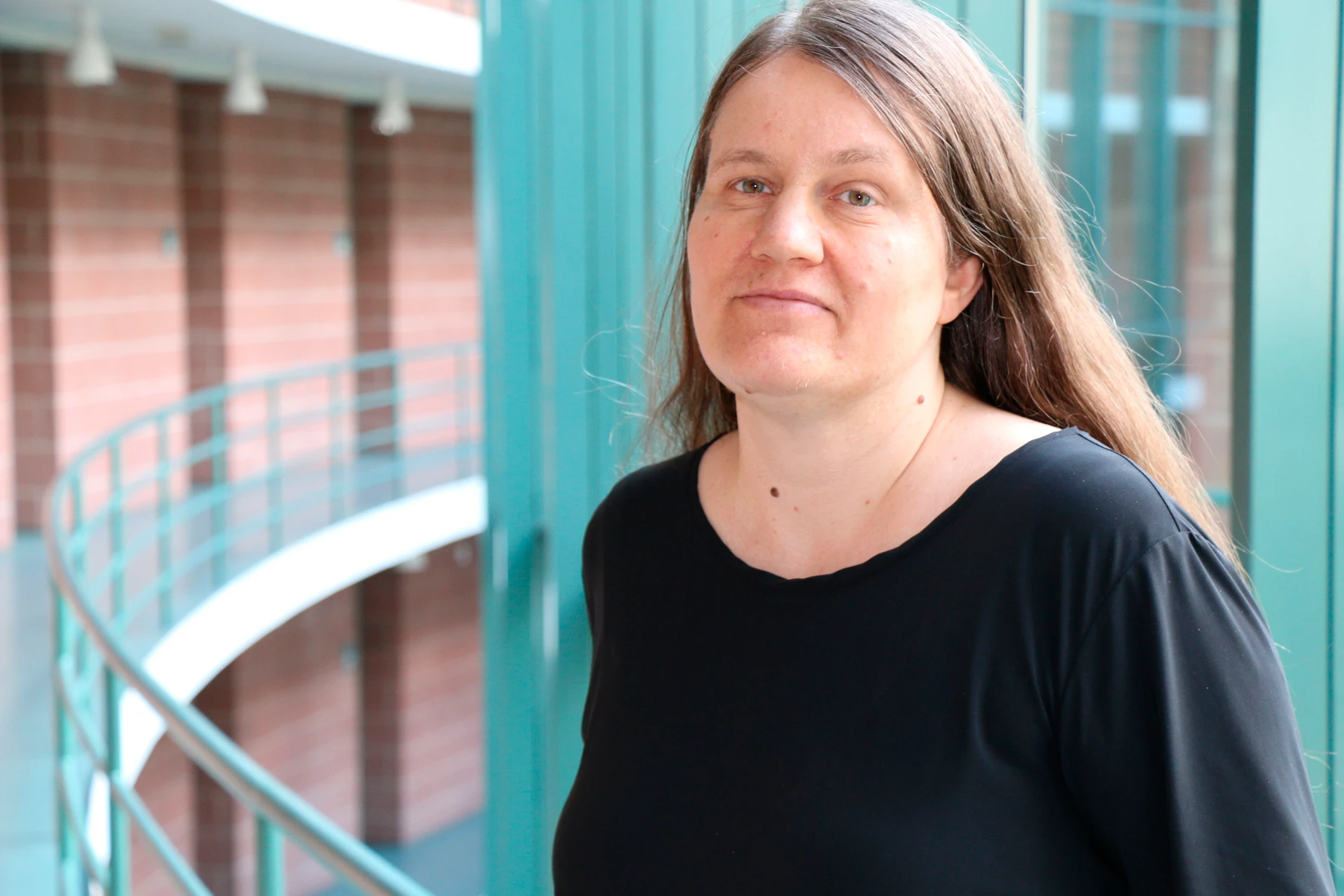 Regine Barth ist Volljuristin und leitet seit 2014 die Stabstelle Fluglärmschutz im hessischen Wirtschaftsministerium.