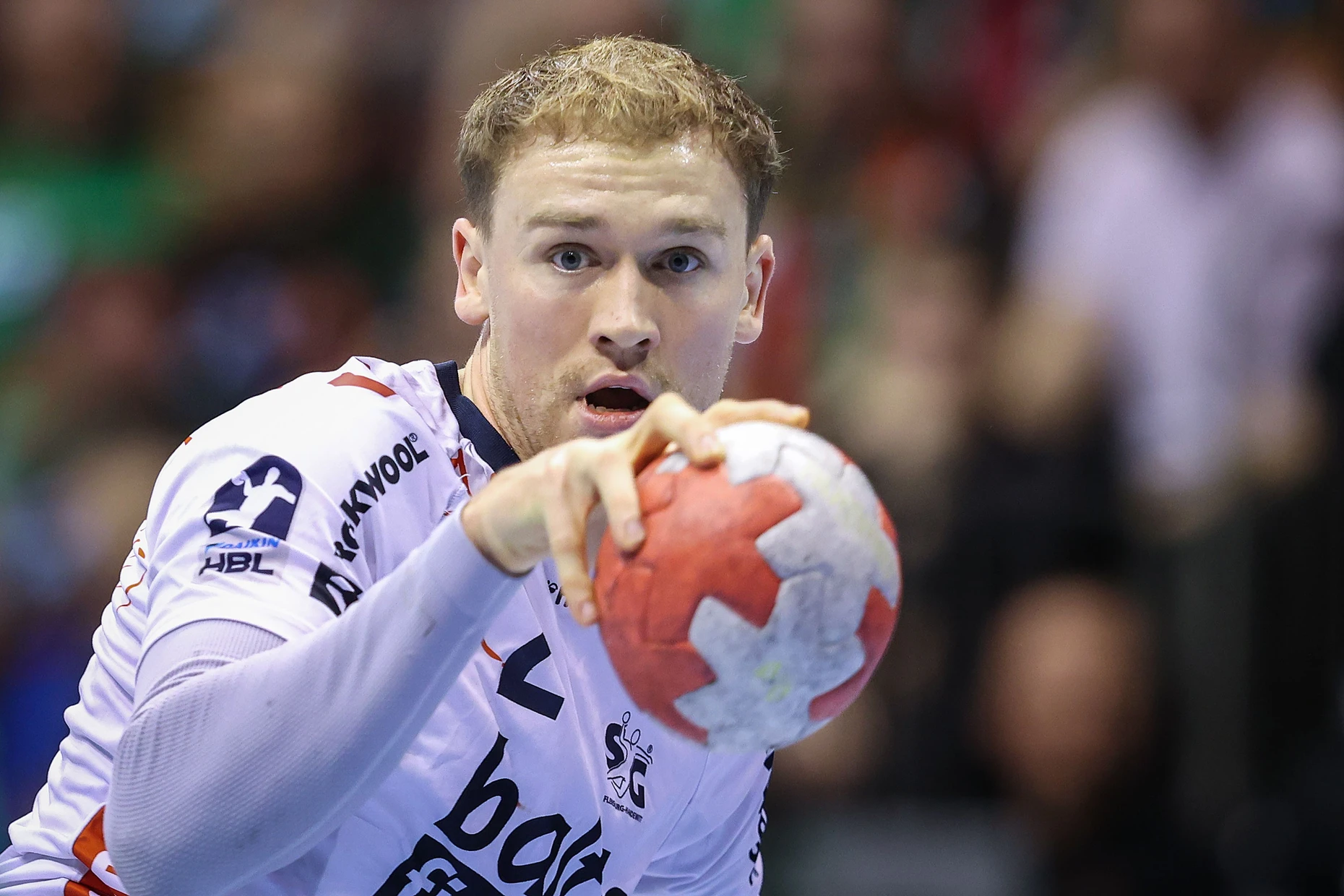 Simon Pytlicks Transfer nach Berlin bringt der SG Flensburg so viel ein, wie Johannes Golla kosten würde.