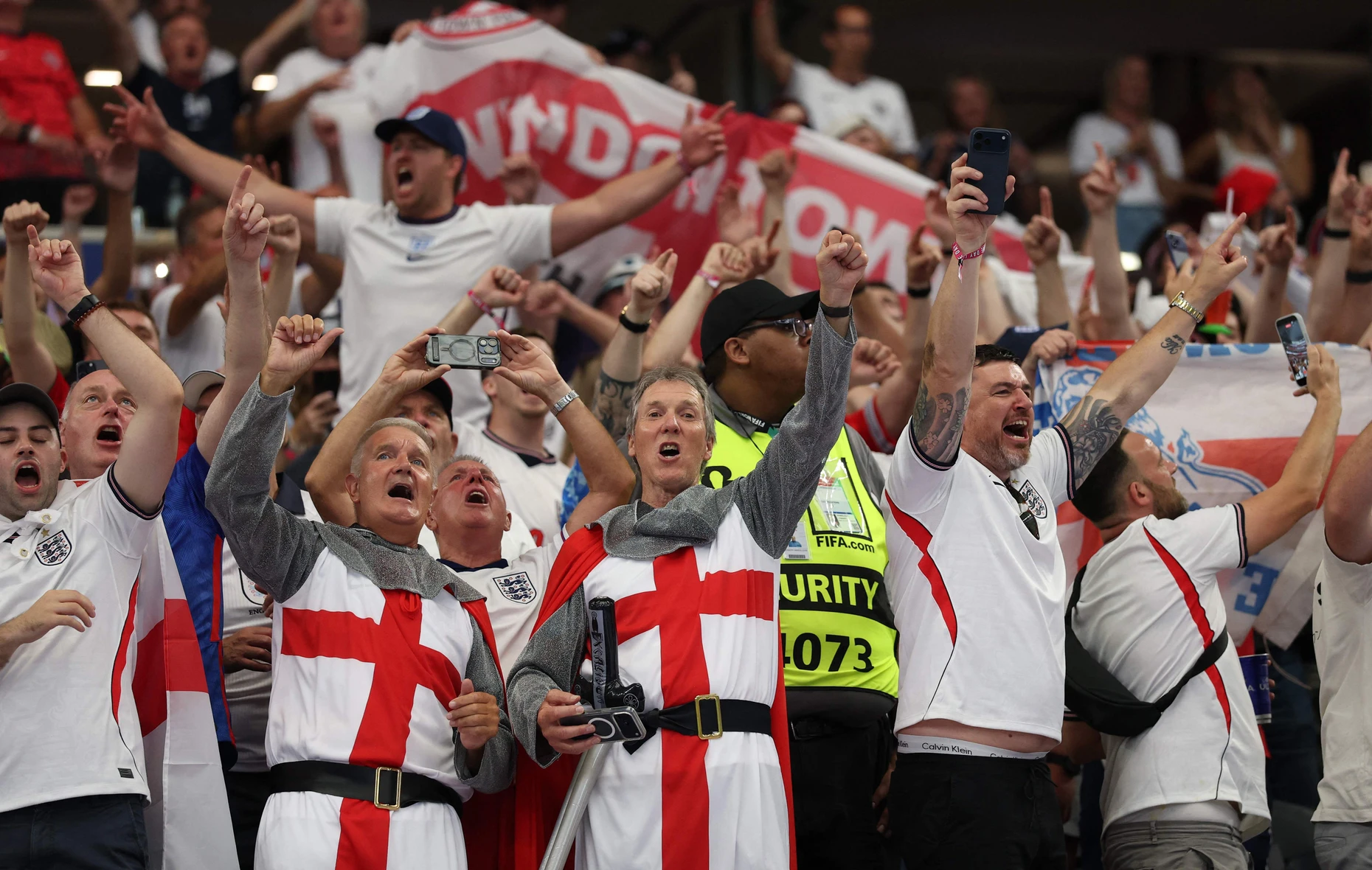 Lyrisch anspruchsvoll: England-Fans beim ersten WM-Spiel ihrer Mannschaft