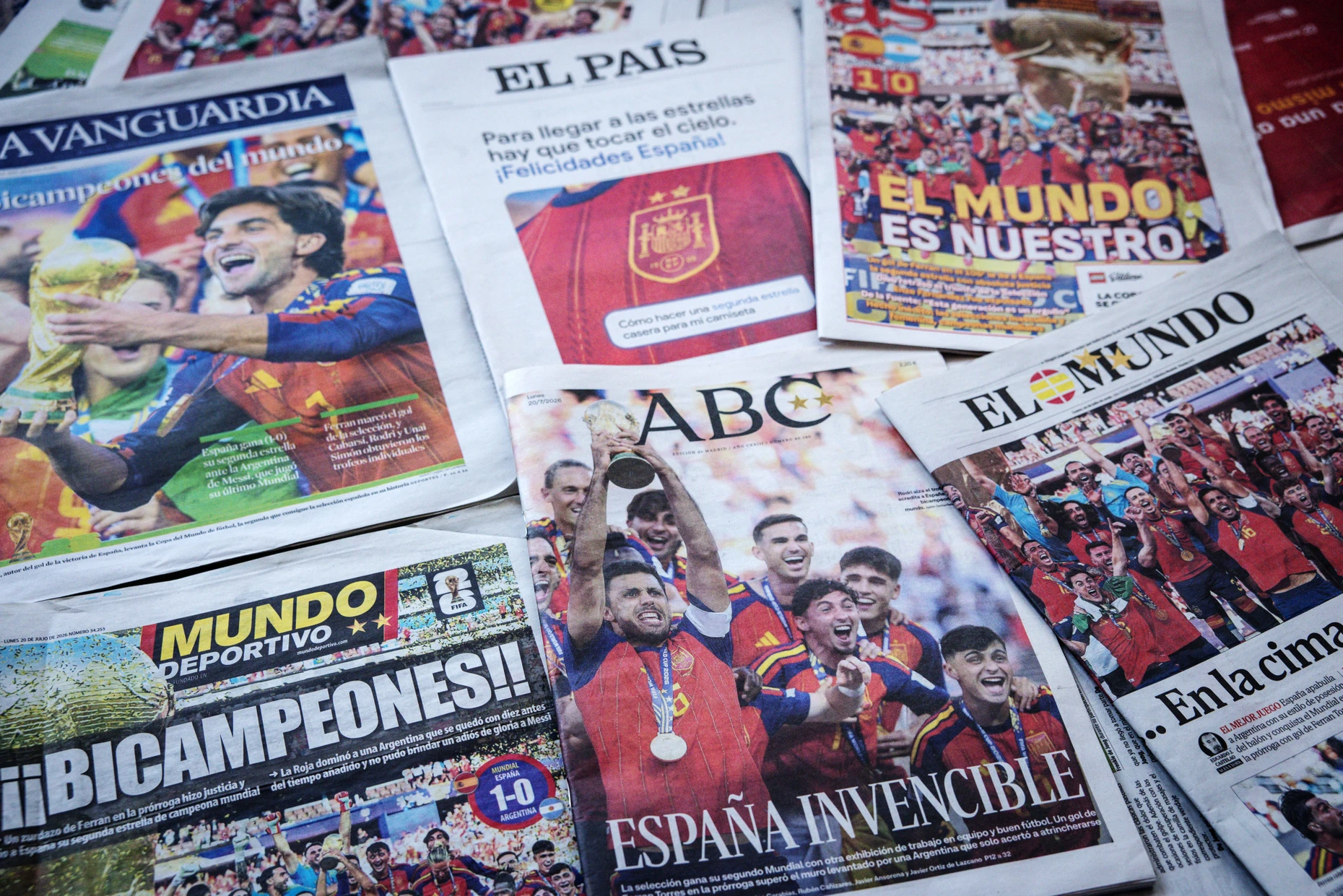 Ein großer Tag auch für Zeitungen: Am 20. Juli feiern spanische Blätter den Fußball-Weltmeister.