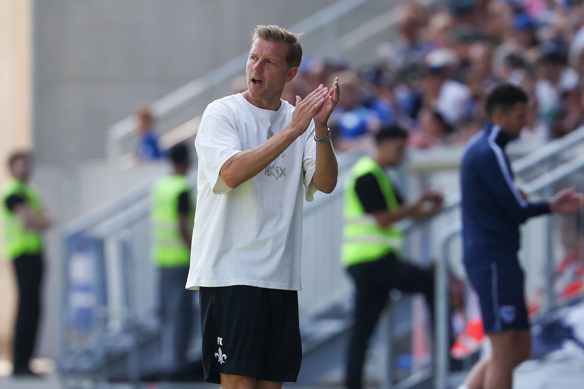Endlich geht es um Punkte: Trainer Florian Kohfeldt freut sich auf den Wettkampfmodus.