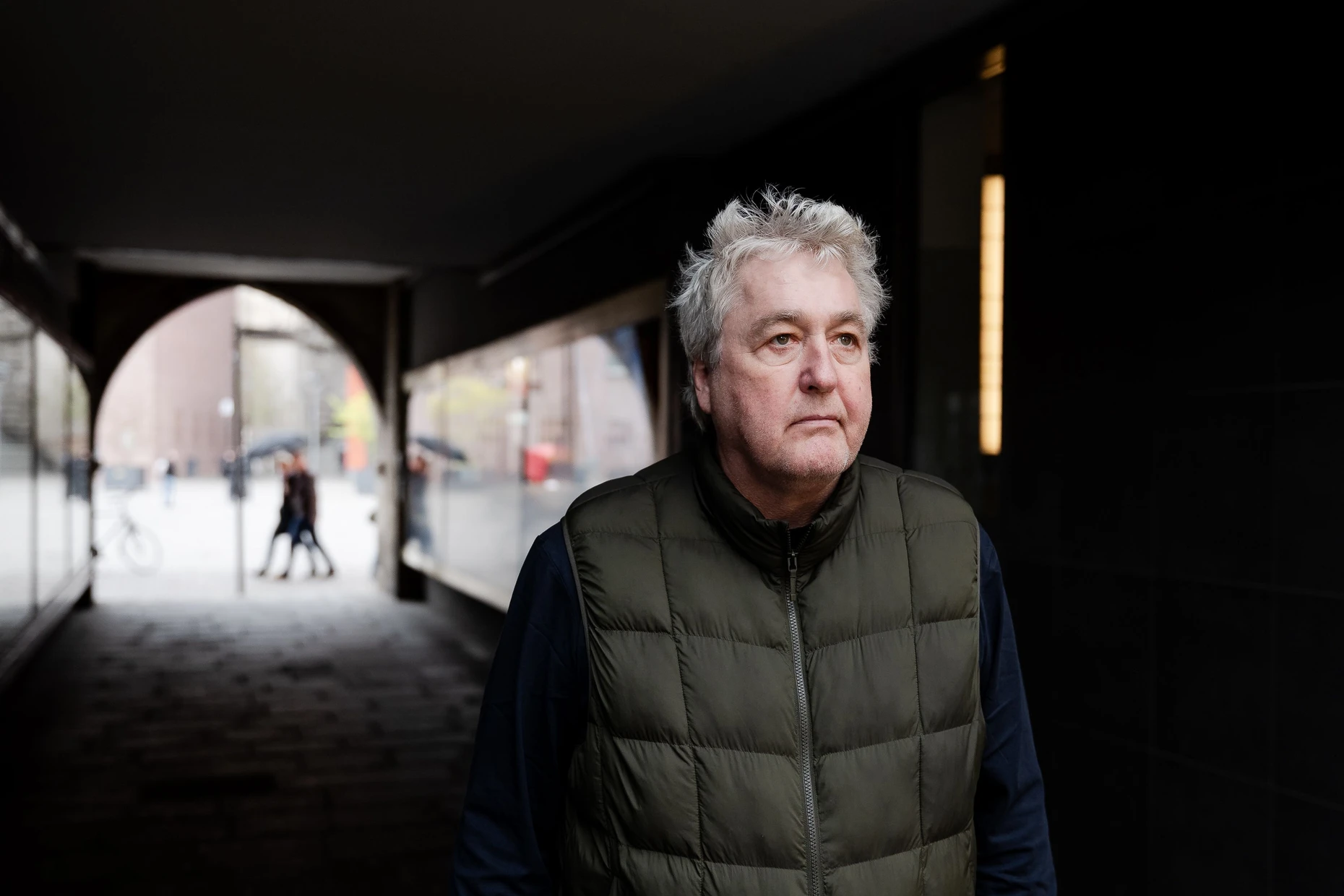 Konnte mit seinem Vater nicht über die NS-Vergangenheit des Großvaters sprechen: Axel Spilcker am Martinspförtchen in Köln