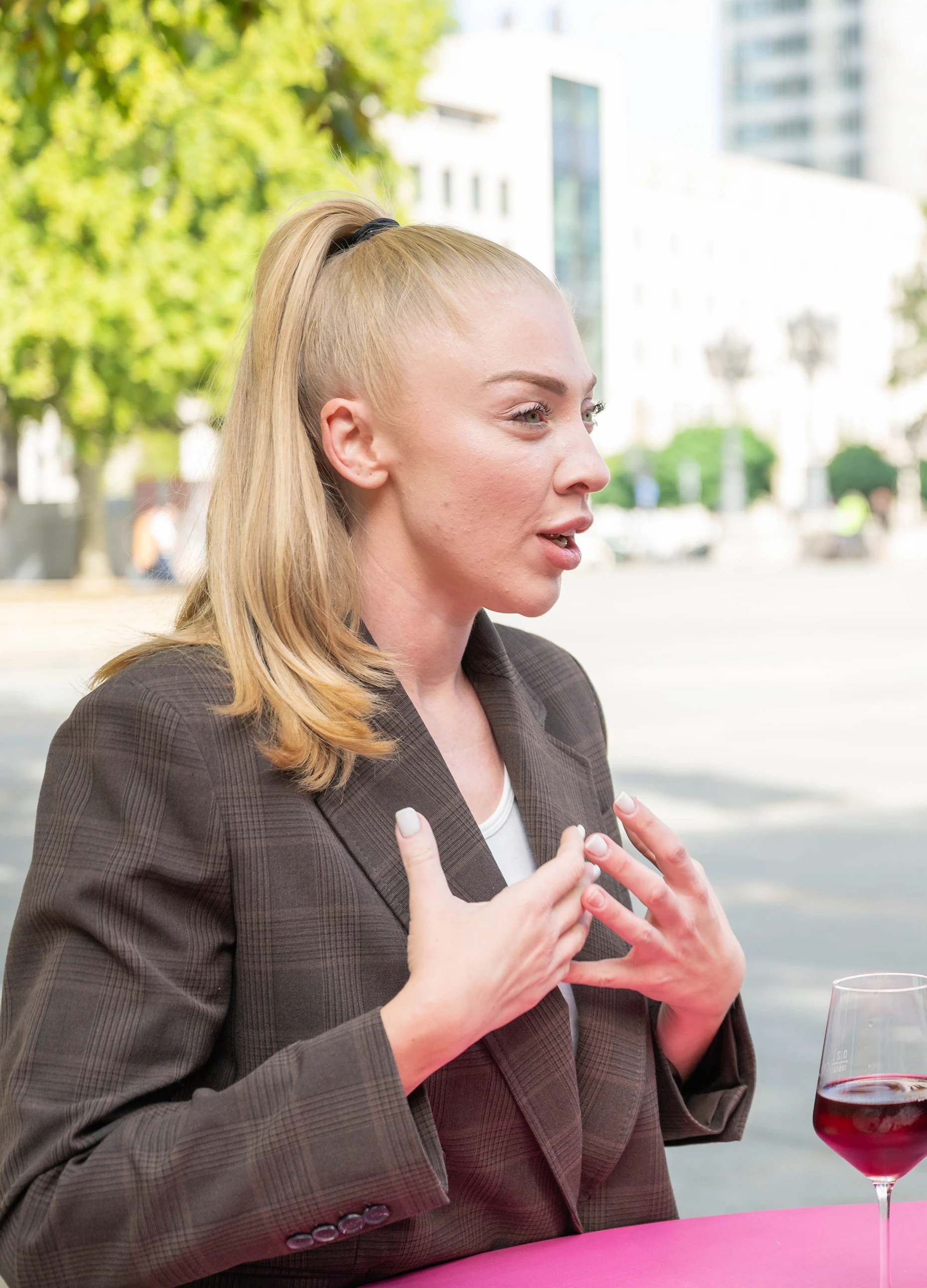 Ausdrucksstark: Lena Roie hat das Verkaufen von klein auf gelernt.
