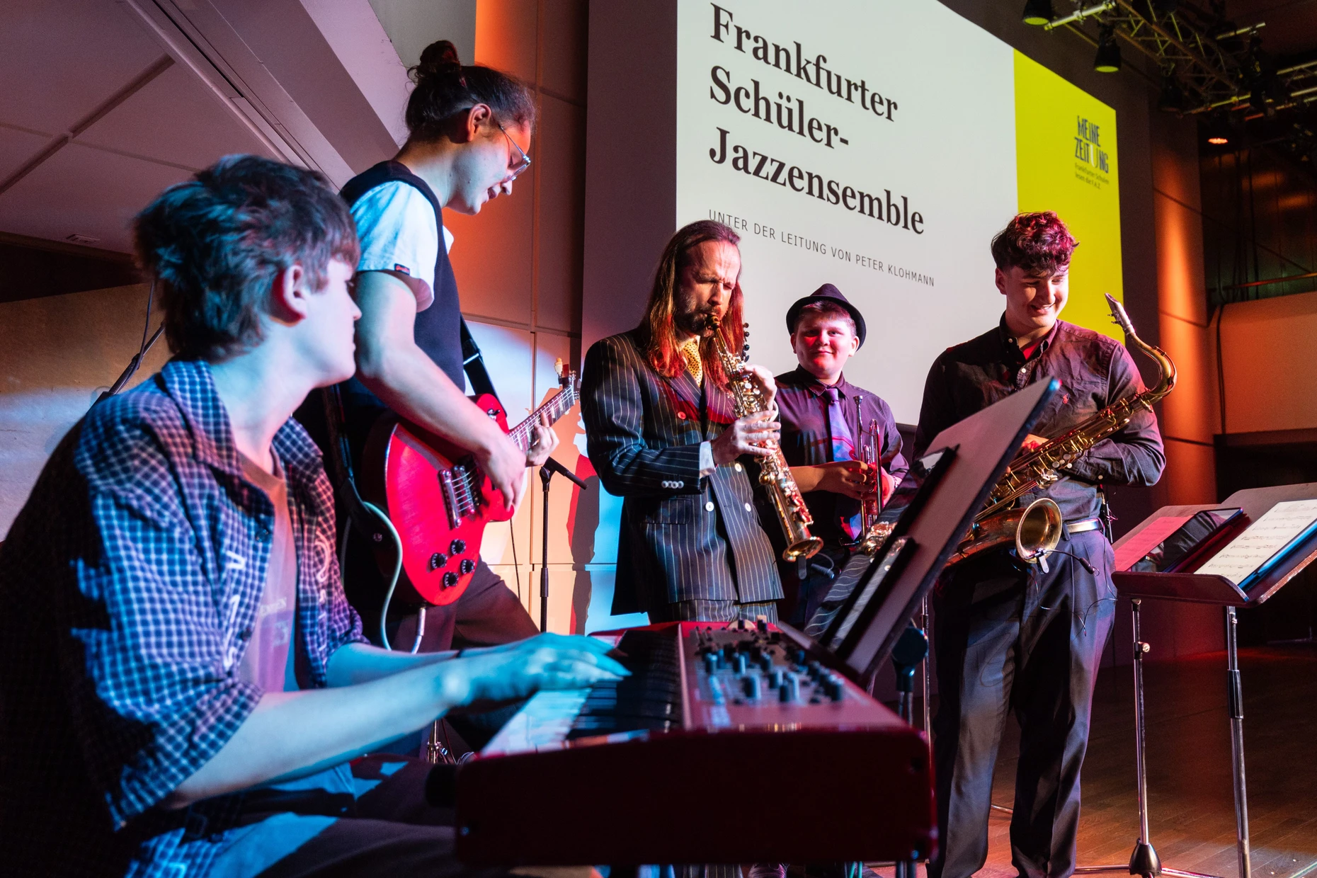 Von Jahr zu Jahr „krasser“: das Frankfurter Schüler-Jazzensemble unter der Leitung von Peter Klohmann