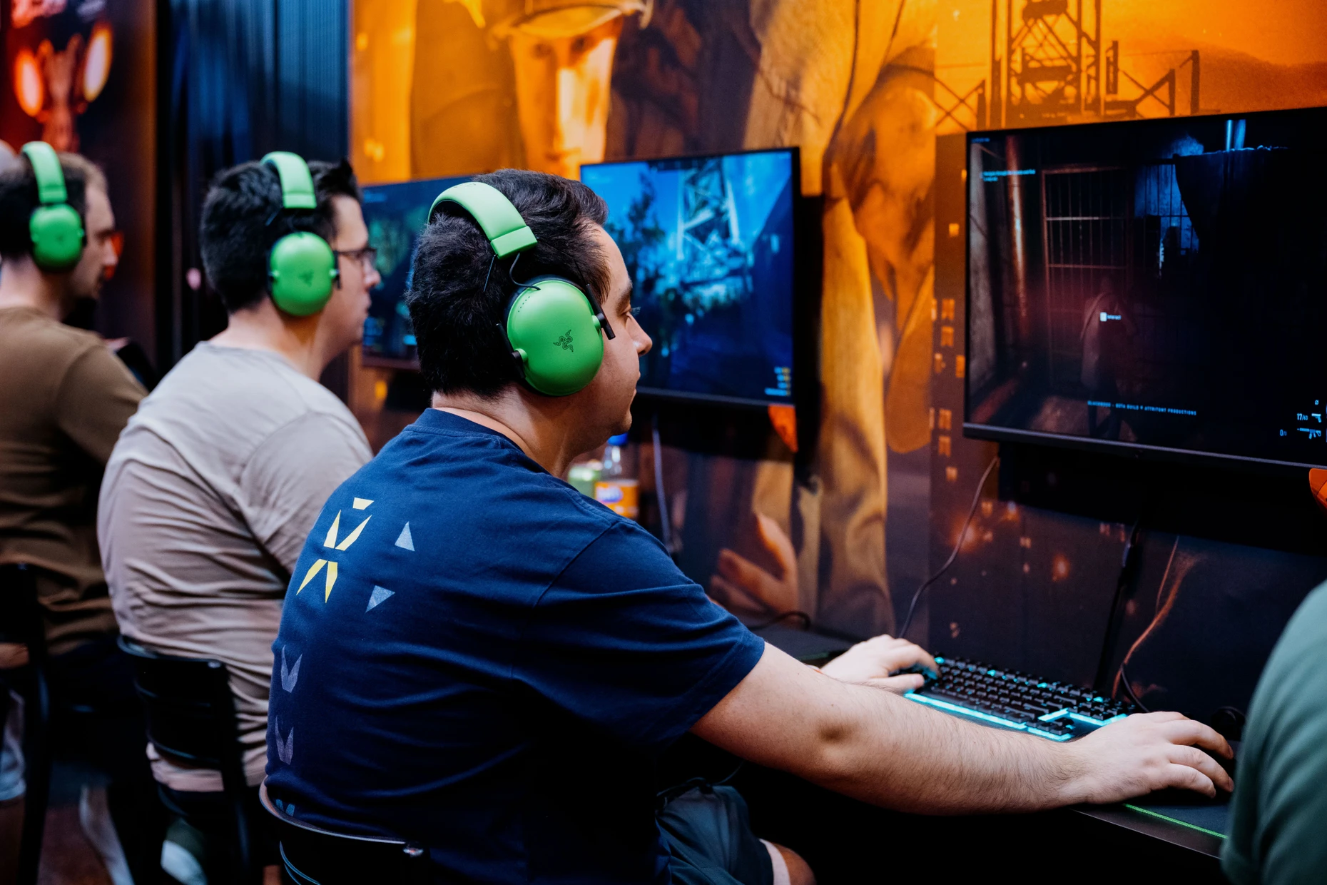Ins Spiel vertieft: Fans auf der Gamescom