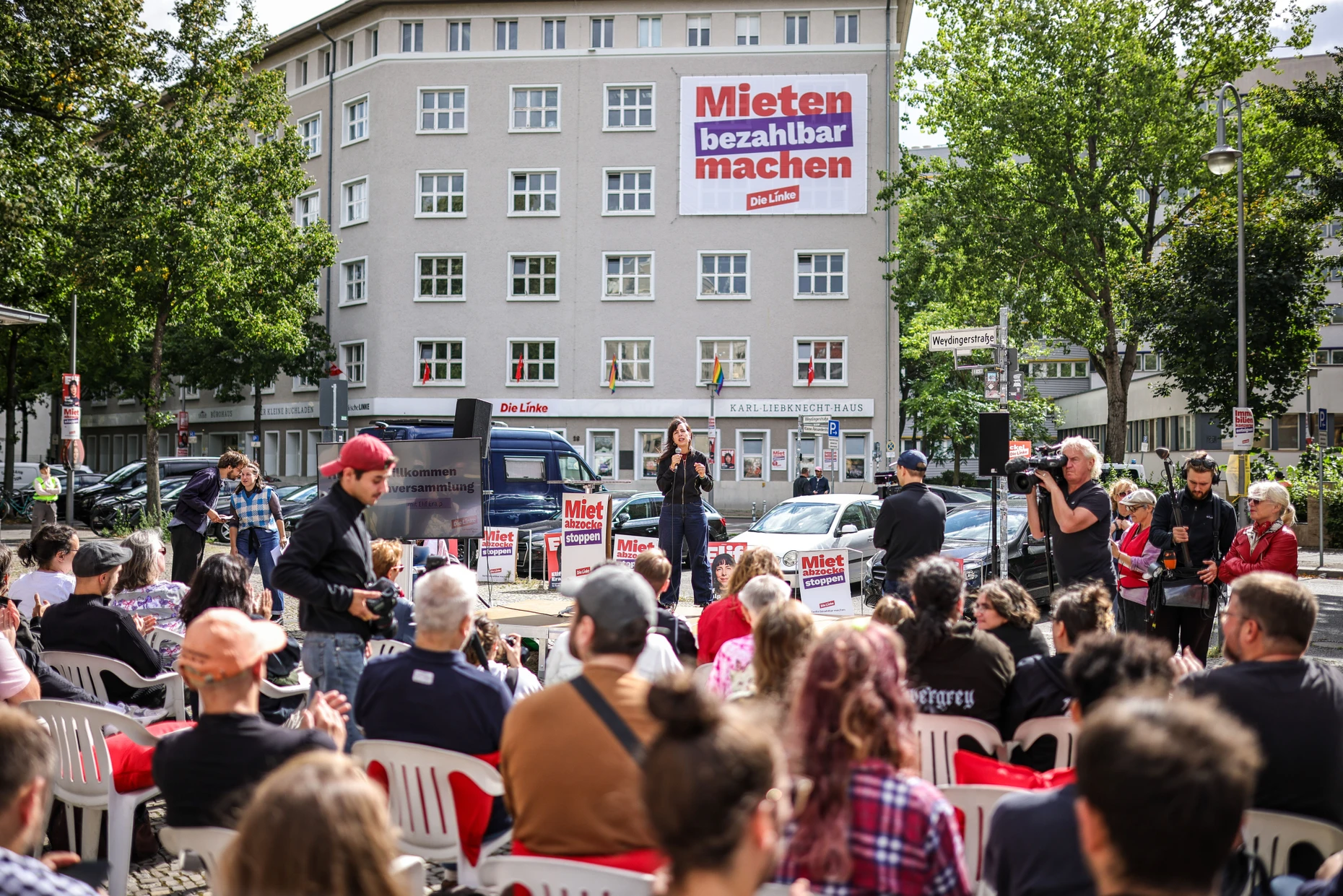 „Vonovia vergesellschaften“: Elif Eralp im Wahlkampf