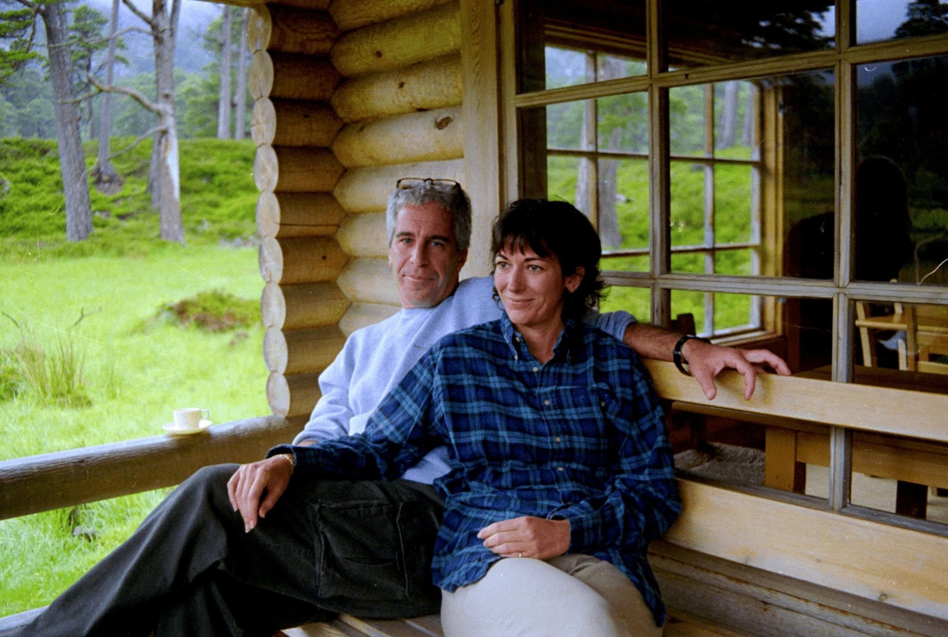 Er ist tot, sie im Gefängnis: Jeffrey Epstein und Ghislaine Maxwell.