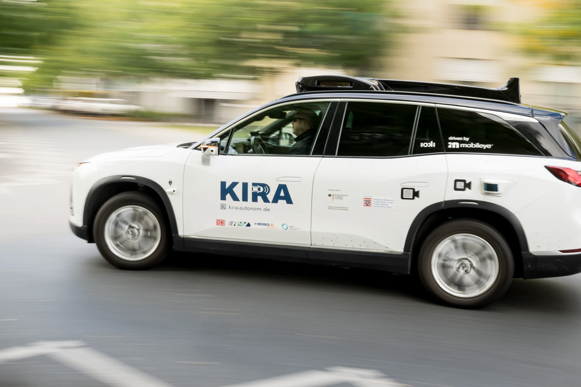 Robotaxi: Das selbstfahrende Auto kommt uns immer näher