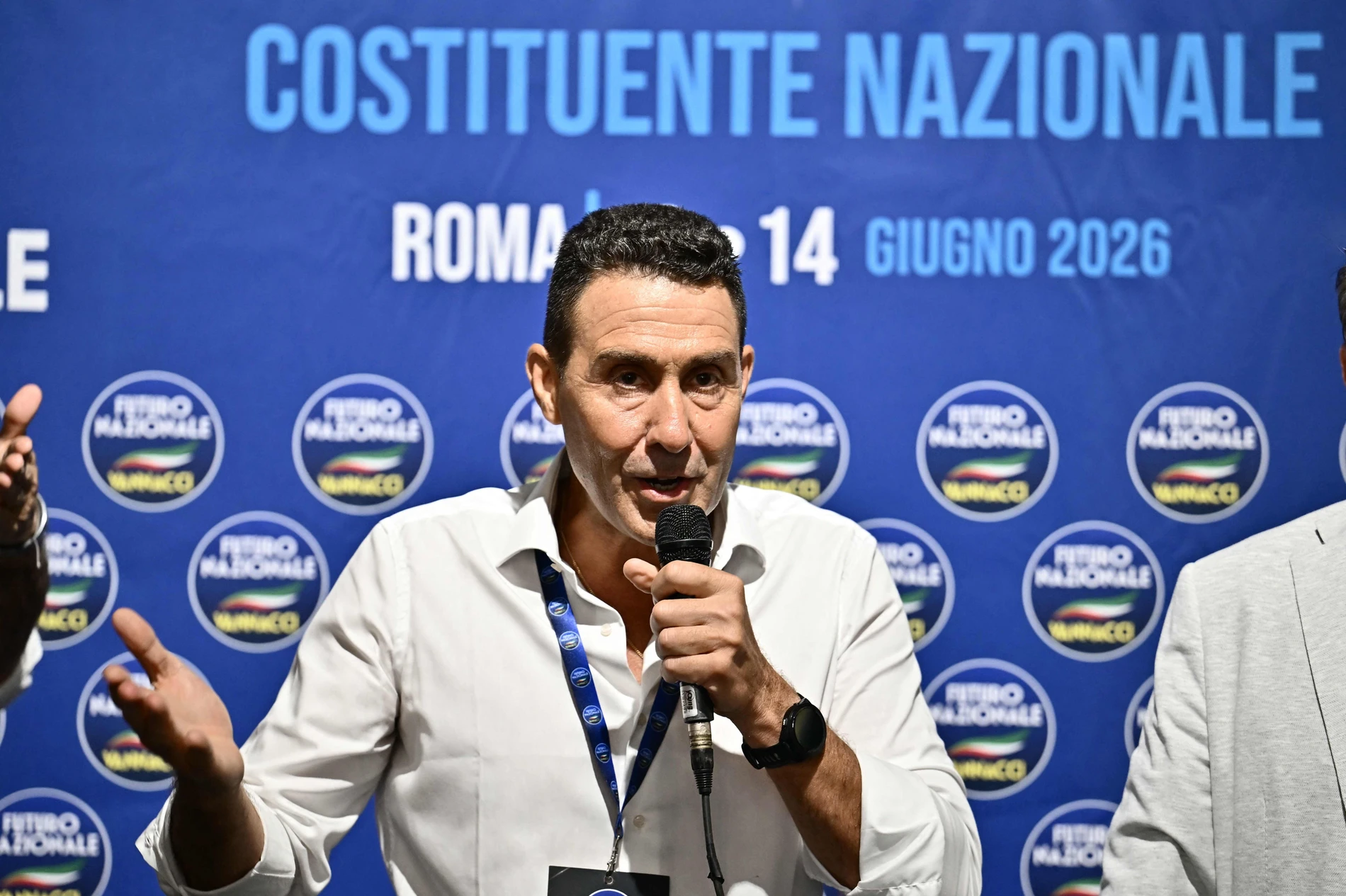 Roberto Vannacci beim Parteiauftritt in Italien
