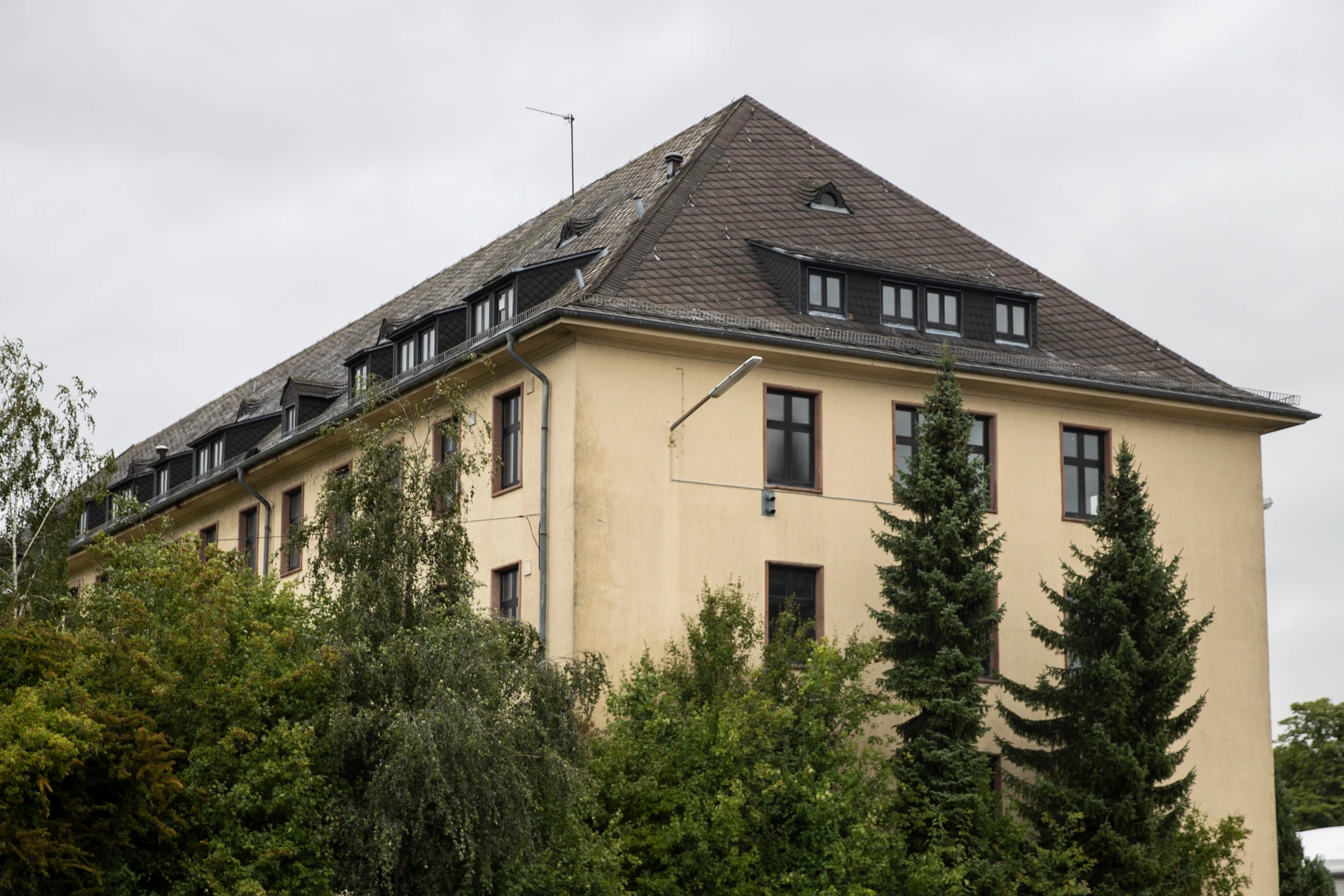 Wetterau-Landrat bewertet Bundeswehr-Standort in Friedberg positiv