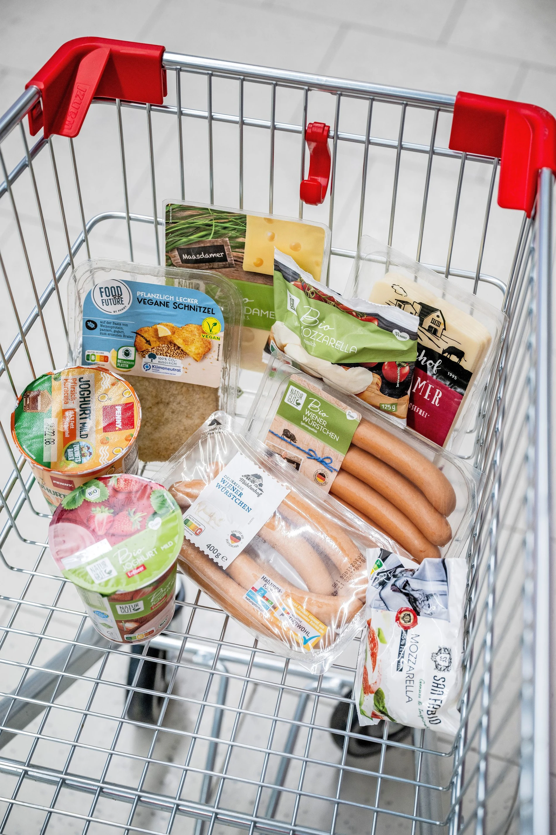 Der wahre Preis: Warum auch das Penny-Experiment nicht alle Umweltkosten  berechnet | FAZ