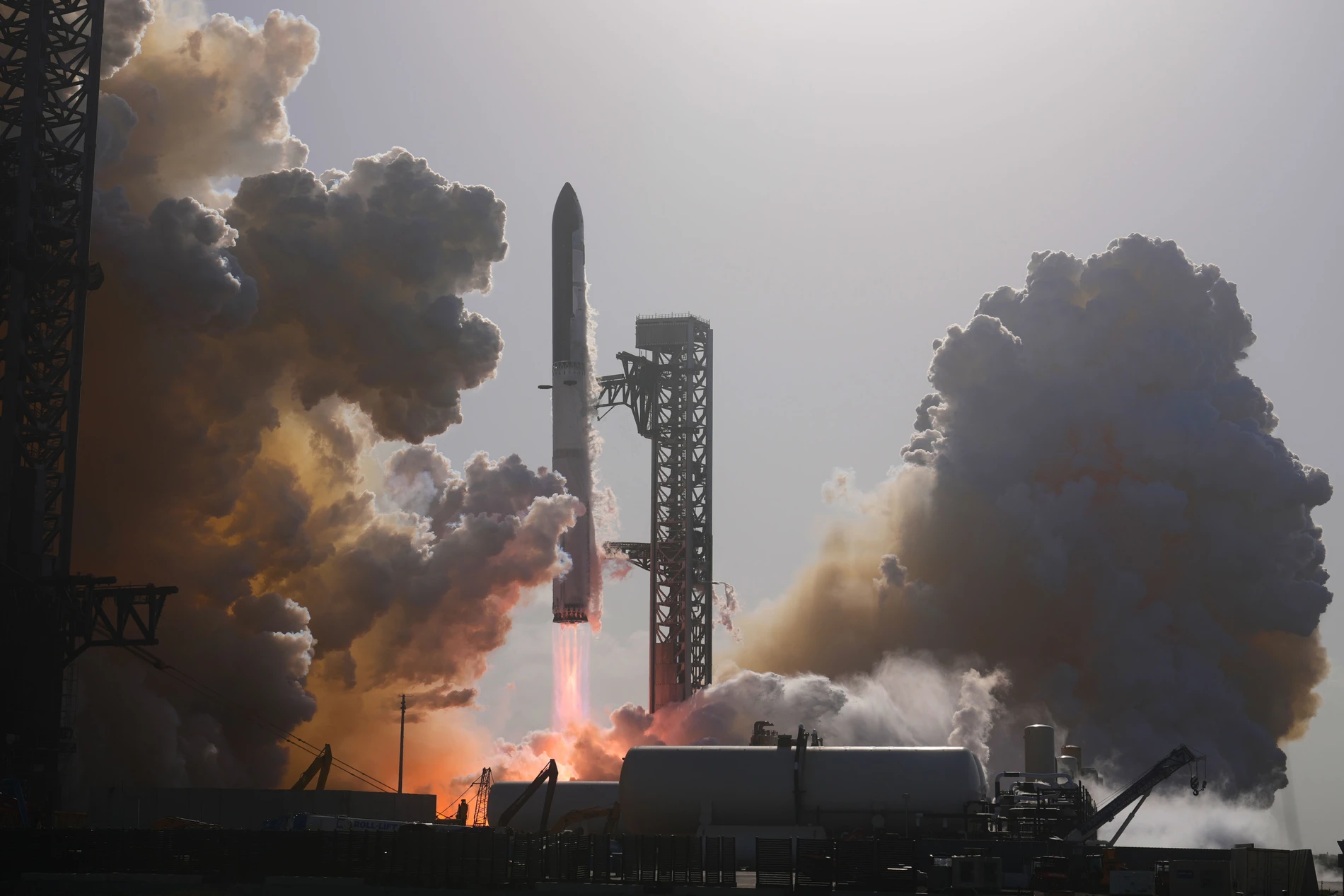SpaceX absolviert erfolgreichen Starship-Testflug