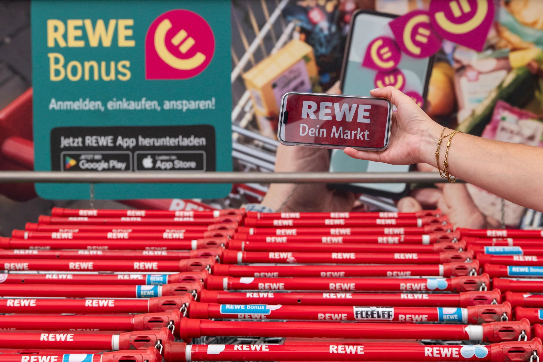Lidl Plus, Rewe Bonus und Co: Lohnen sich Rabatt-Apps?