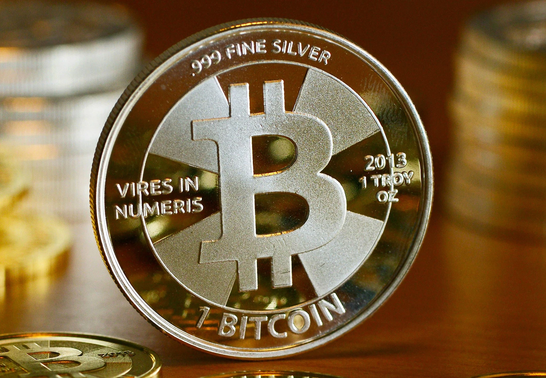 Bitcoin-Kurs stürzt nach Meldung zu Börsen-Aus ab | FAZ