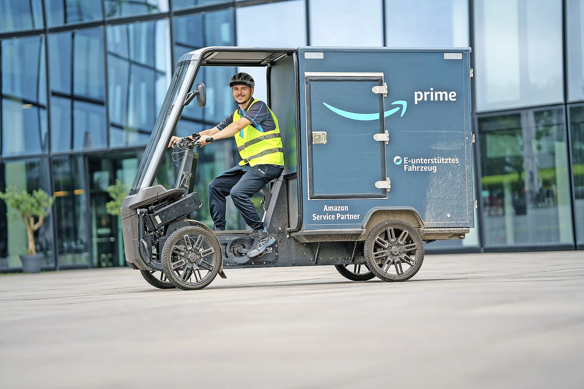 Liefern mit Elektrofahrzeugen: Amazons neue Kastenräder