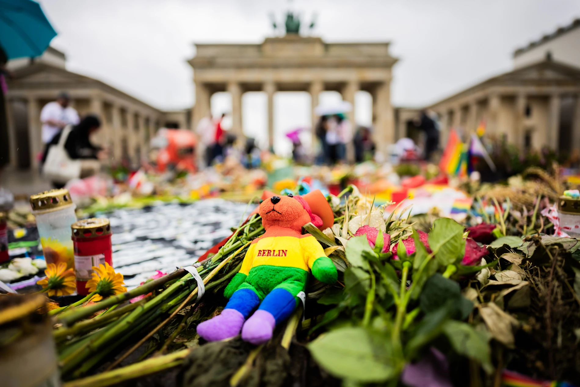 CSD als „zur Schau gestellte Verherrlichung der Perversion“: Bistum Fulda distanziert sich von homophobem Pfarrer