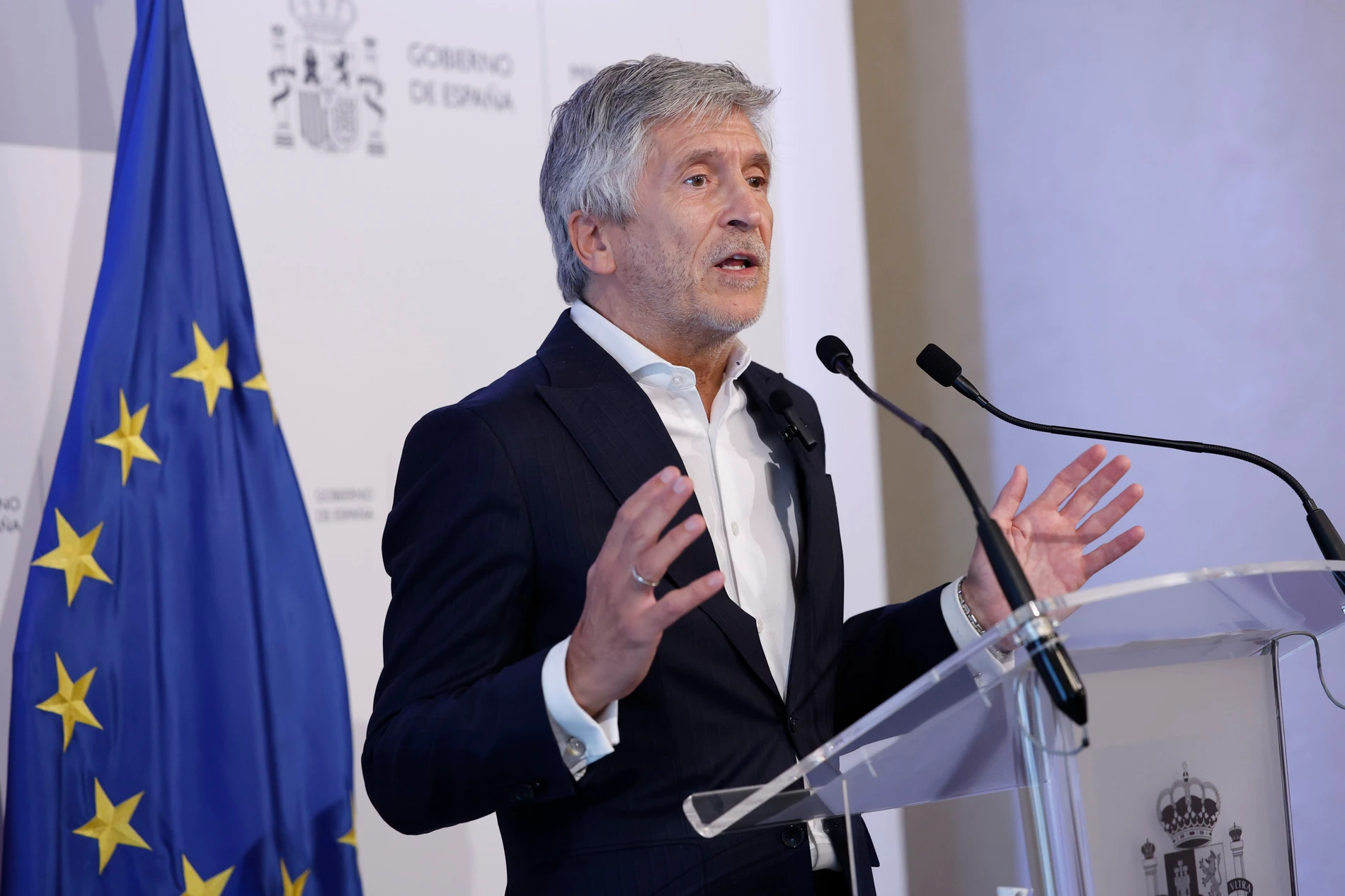 EU stellt sich nach der Migrationskrise hinter Spanien