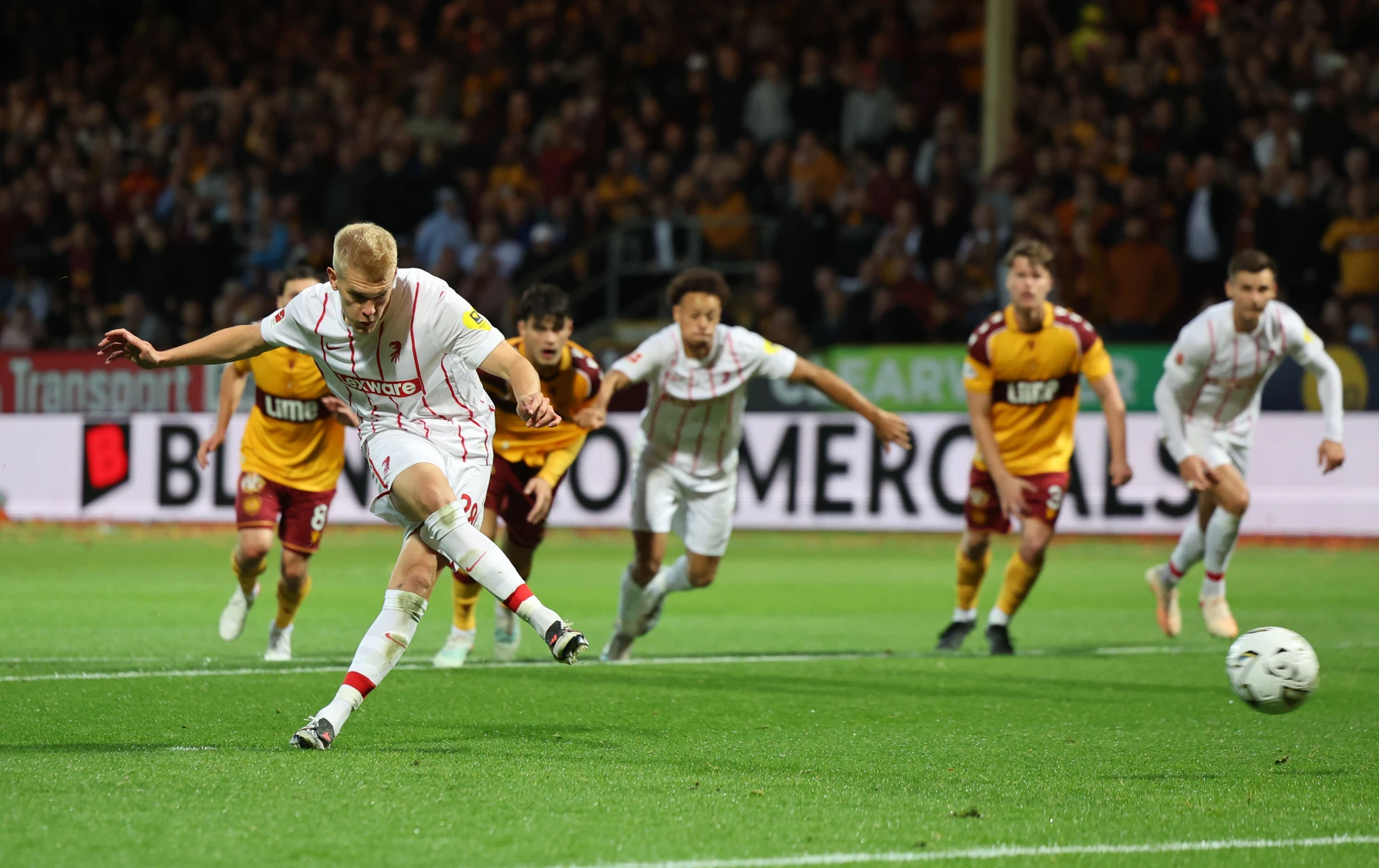 Conference-League-Playoffs: Freiburg siegt gegen Motherwell