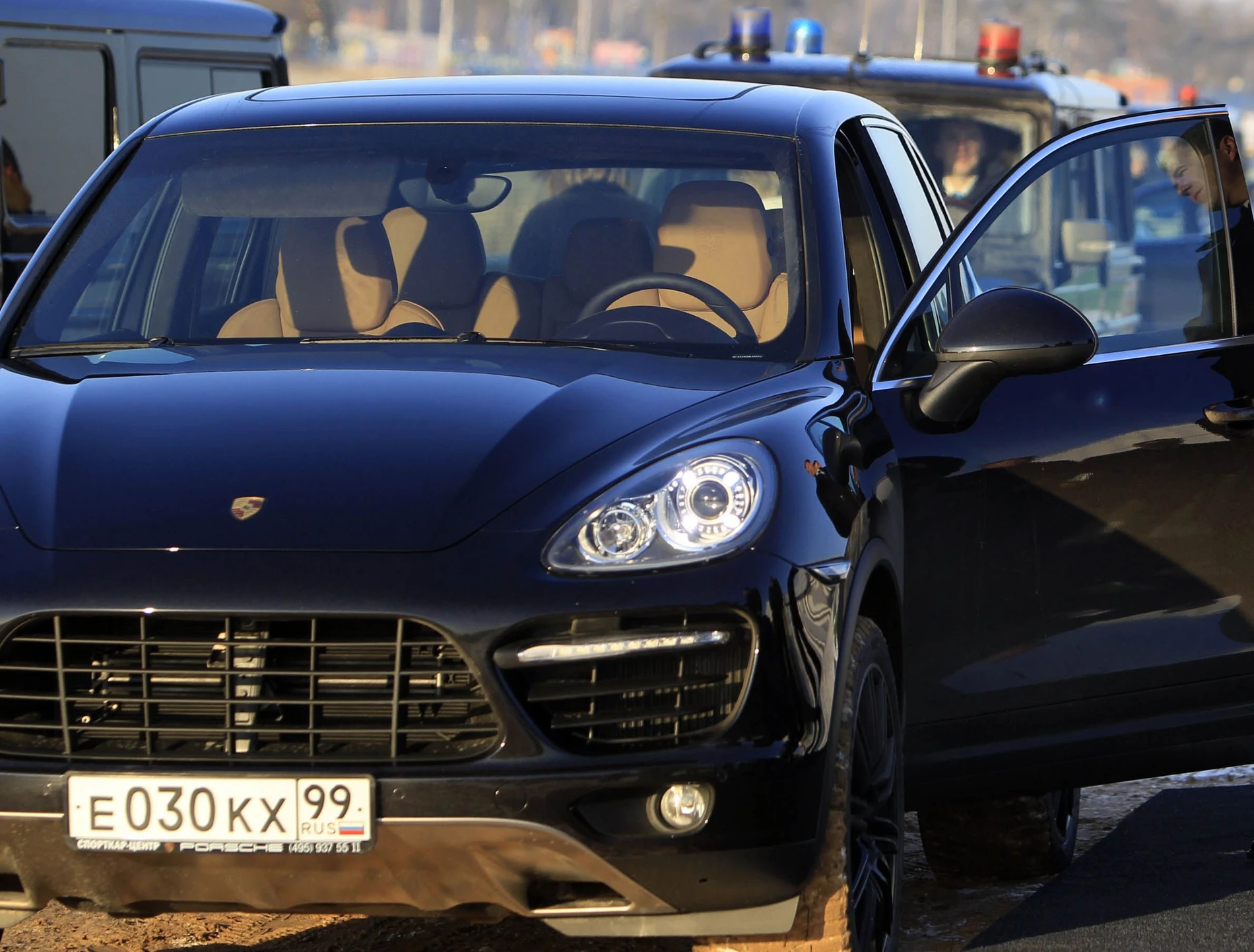 Image for Mysteriös: Hunderte Porsche in Russland lahmgelegt