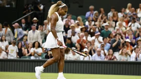 Serena Williams nach ihrer Niederlage gegen die Australierin Maya Joint.