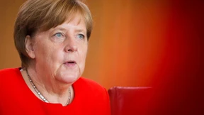 Opposition erhöht Druck auf Kanzlerin Merkel