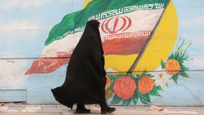 Frauen im Iran führen ein Doppelleben