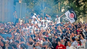 Über der Mannschaft die Sonne