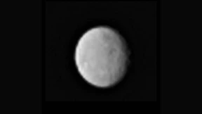 Rantasten an die Eiskugel